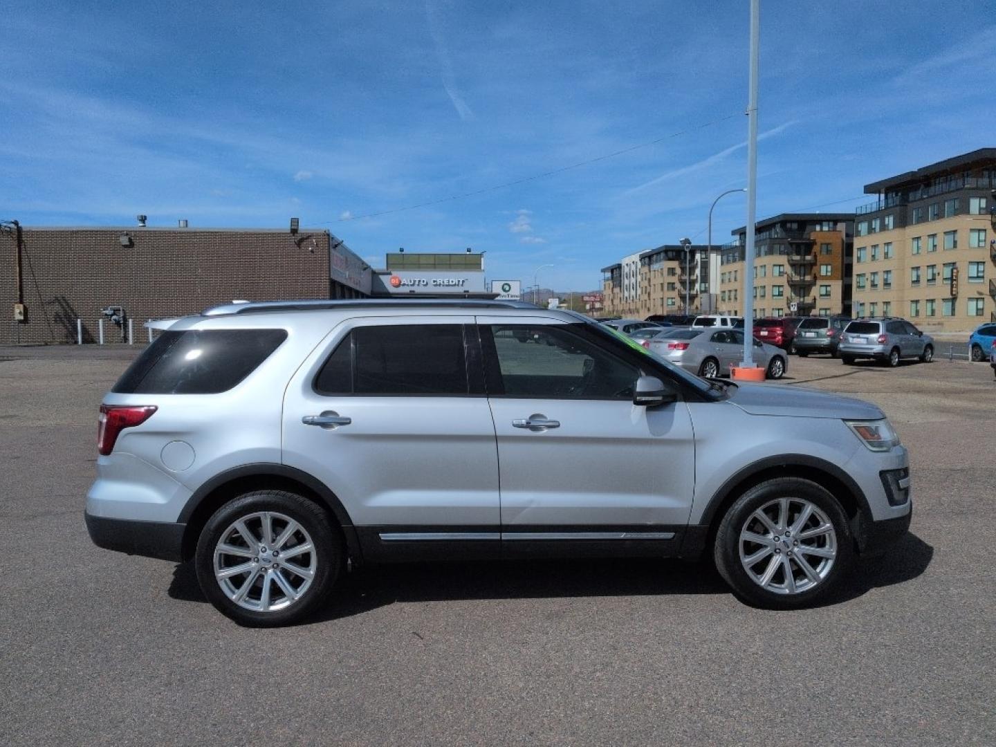 2016 SILVER Ford Explorer Limited (1FM5K8F86GG) with an V6, 3.5L engine, Automatic transmission, located at 10890 W. Colfax Ave., Lakewood, CO, 80215, (303) 274-7692, 39.739914, -105.120132 - Photo#3