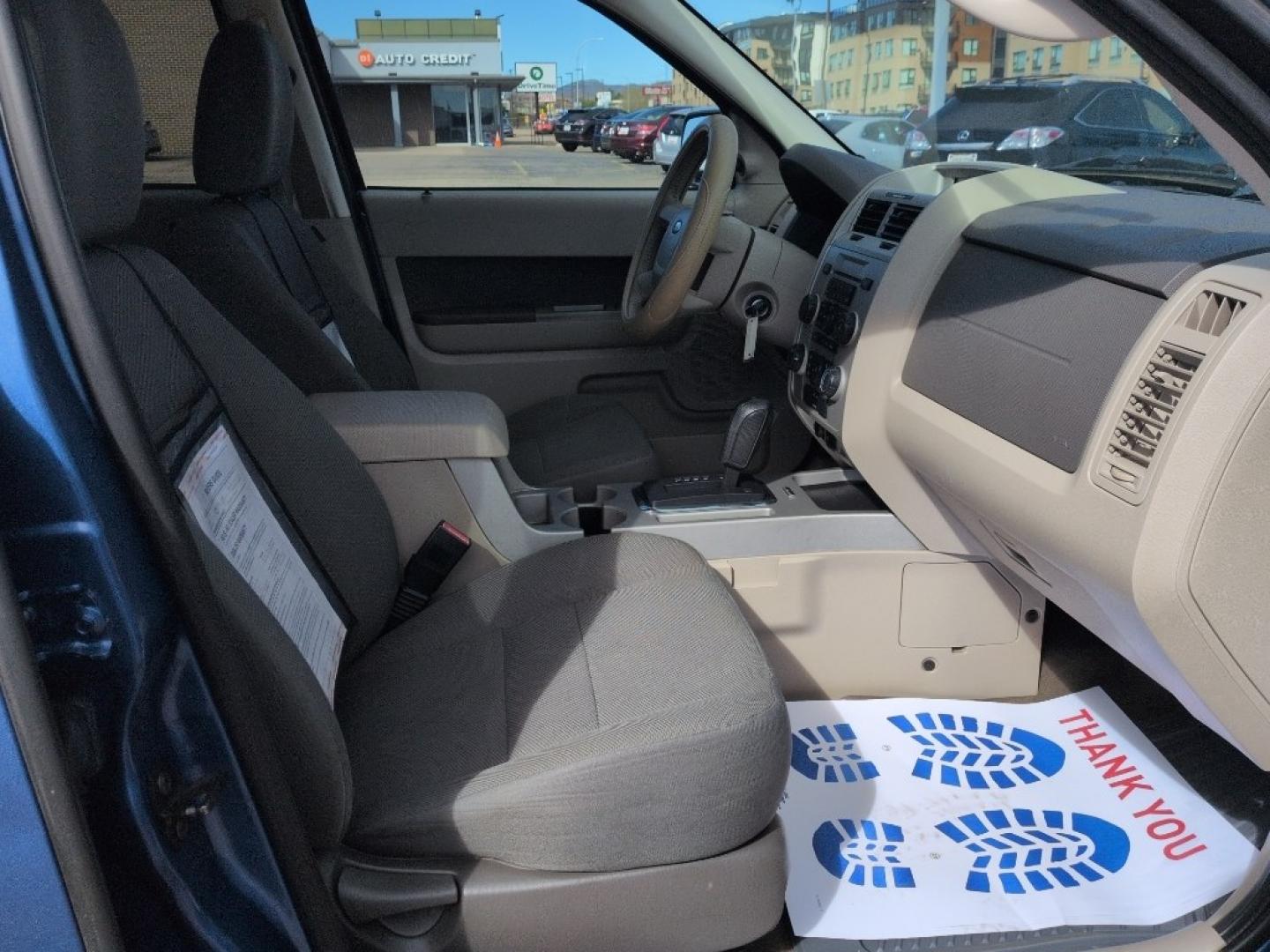 2009 BLUE Ford Escape XLT (1FMCU03779K) with an 4 Cyl, 2.5L engine, Automatic transmission, located at 10890 W. Colfax Ave., Lakewood, CO, 80215, (303) 274-7692, 39.739914, -105.120132 - Photo#17