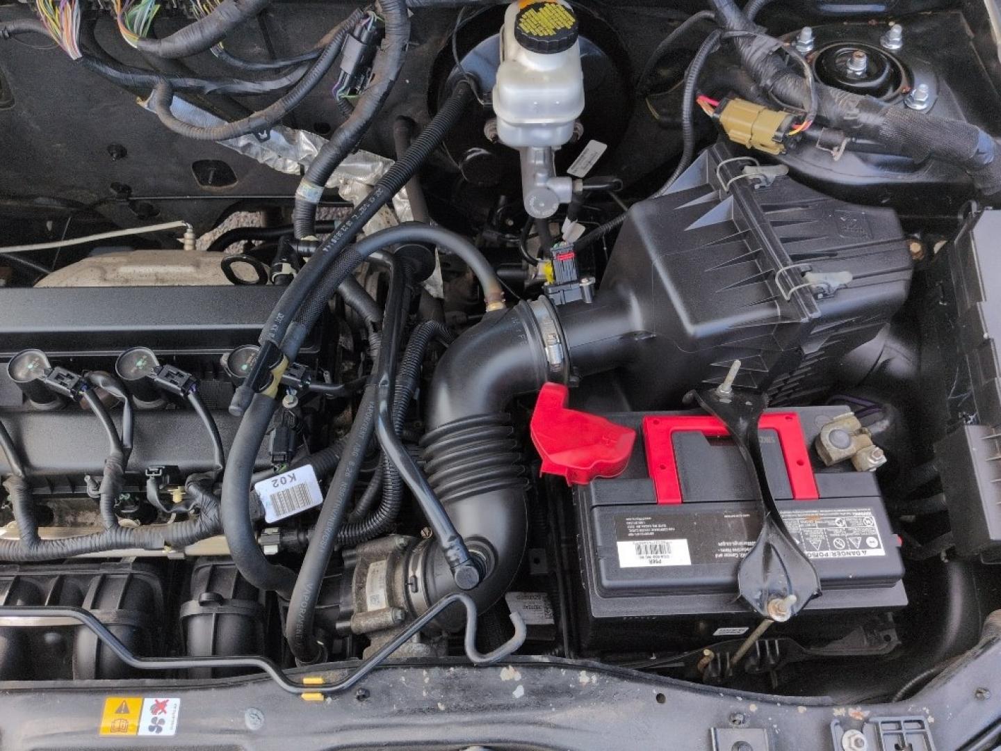 2009 BLUE Ford Escape XLT (1FMCU03779K) with an 4 Cyl, 2.5L engine, Automatic transmission, located at 10890 W. Colfax Ave., Lakewood, CO, 80215, (303) 274-7692, 39.739914, -105.120132 - Photo#24