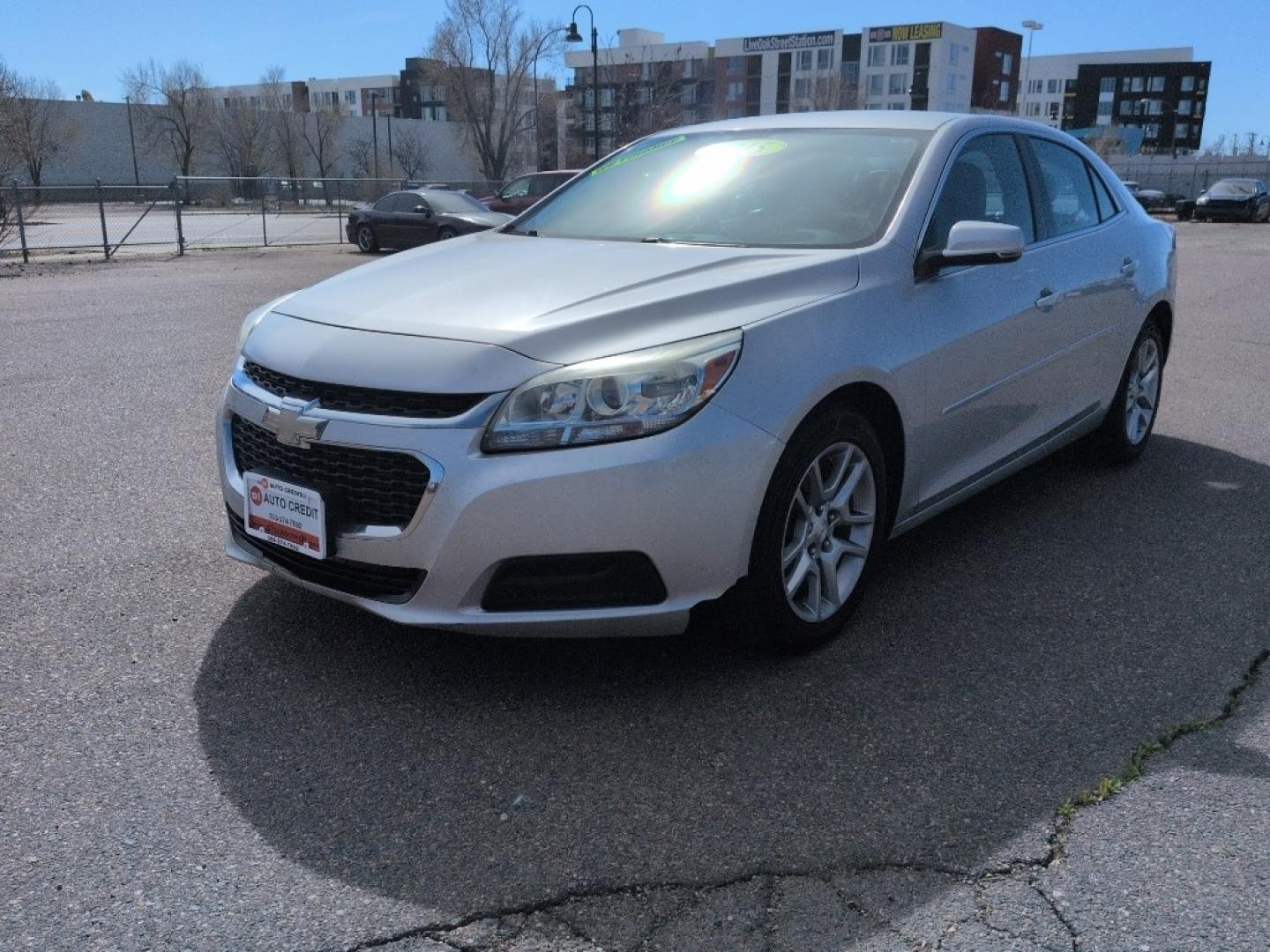 2015 SILVER Chevrolet Malibu 1LT (1G11C5SL3FF) with an 4 Cyl, 2.5L engine, Automatic transmission, located at 10890 W. Colfax Ave., Lakewood, CO, 80215, (303) 274-7692, 39.739914, -105.120132- Photo#0