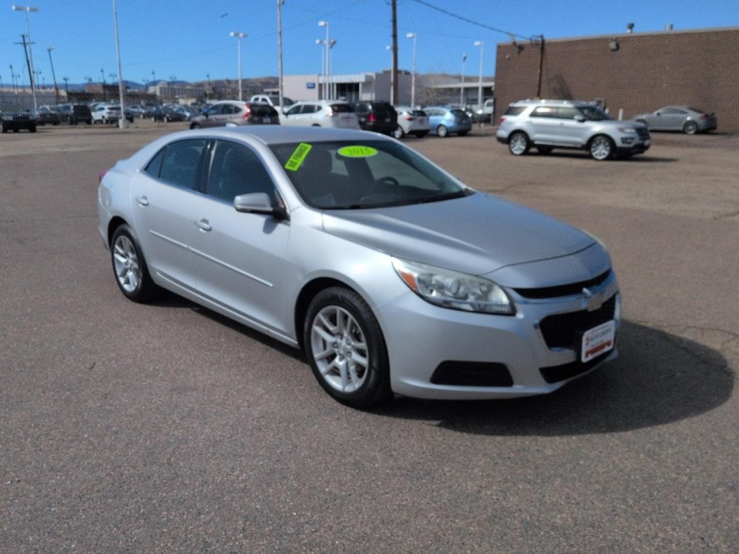 2015 SILVER Chevrolet Malibu 1LT (1G11C5SL3FF) with an 4 Cyl, 2.5L engine, Automatic transmission, located at 10890 W. Colfax Ave., Lakewood, CO, 80215, (303) 274-7692, 39.739914, -105.120132- Photo#2