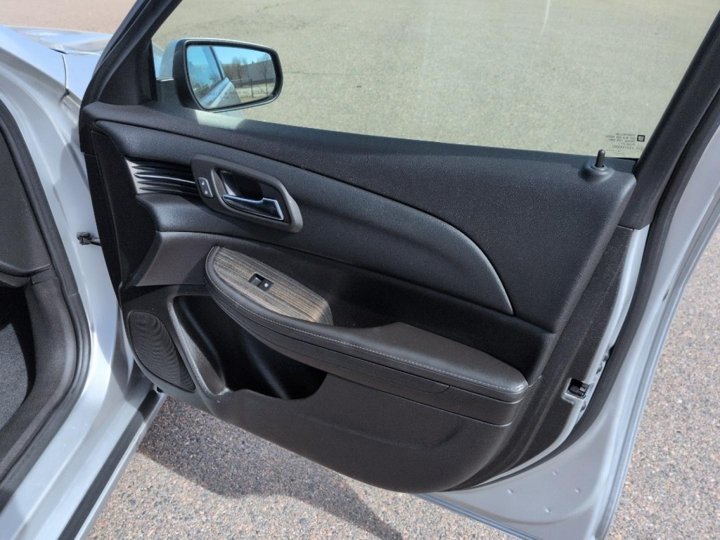 2015 SILVER Chevrolet Malibu 1LT (1G11C5SL3FF) with an 4 Cyl, 2.5L engine, Automatic transmission, located at 10890 W. Colfax Ave., Lakewood, CO, 80215, (303) 274-7692, 39.739914, -105.120132- Photo#16