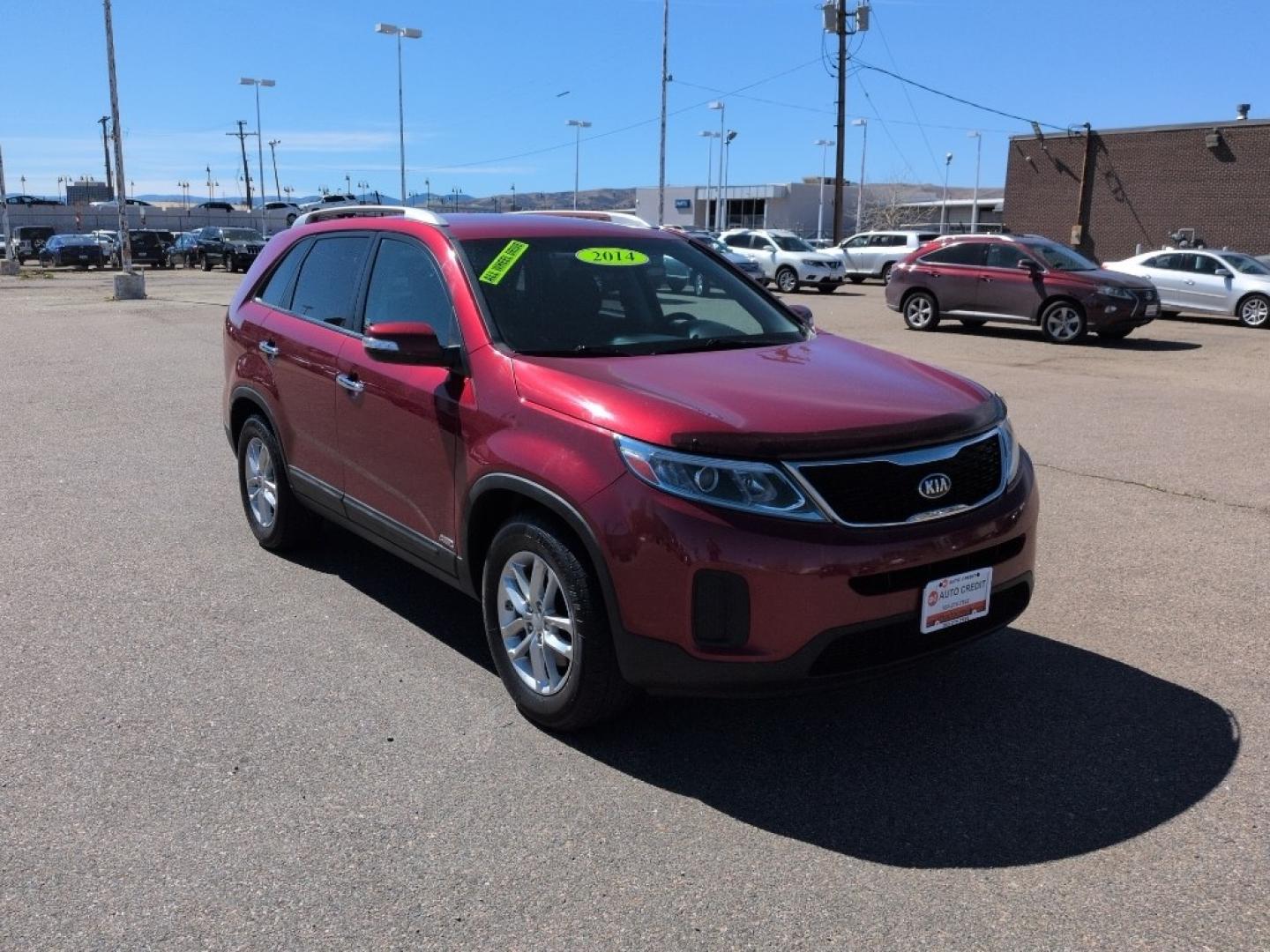 2014 RED Kia Sorento LX V6 AWD (5XYKTDA7XEG) with an V6, 3.3L engine, Automatic transmission, located at 10890 W. Colfax Ave., Lakewood, CO, 80215, (303) 274-7692, 39.739914, -105.120132 - Photo#2