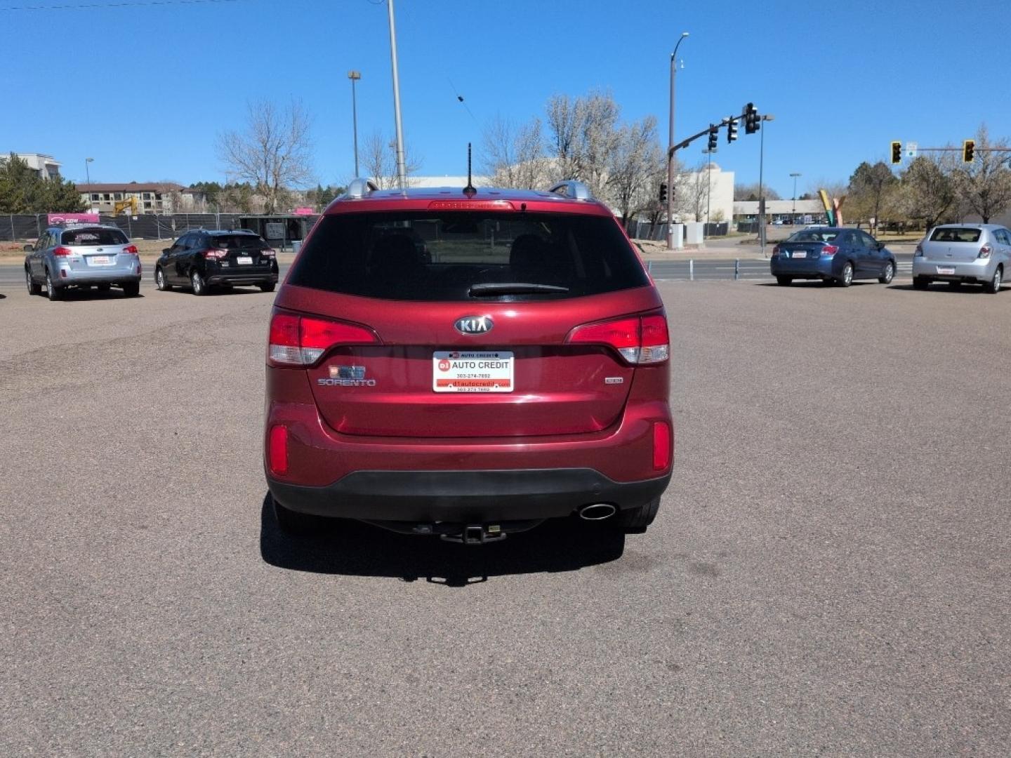 2014 RED Kia Sorento LX V6 AWD (5XYKTDA7XEG) with an V6, 3.3L engine, Automatic transmission, located at 10890 W. Colfax Ave., Lakewood, CO, 80215, (303) 274-7692, 39.739914, -105.120132 - Photo#5