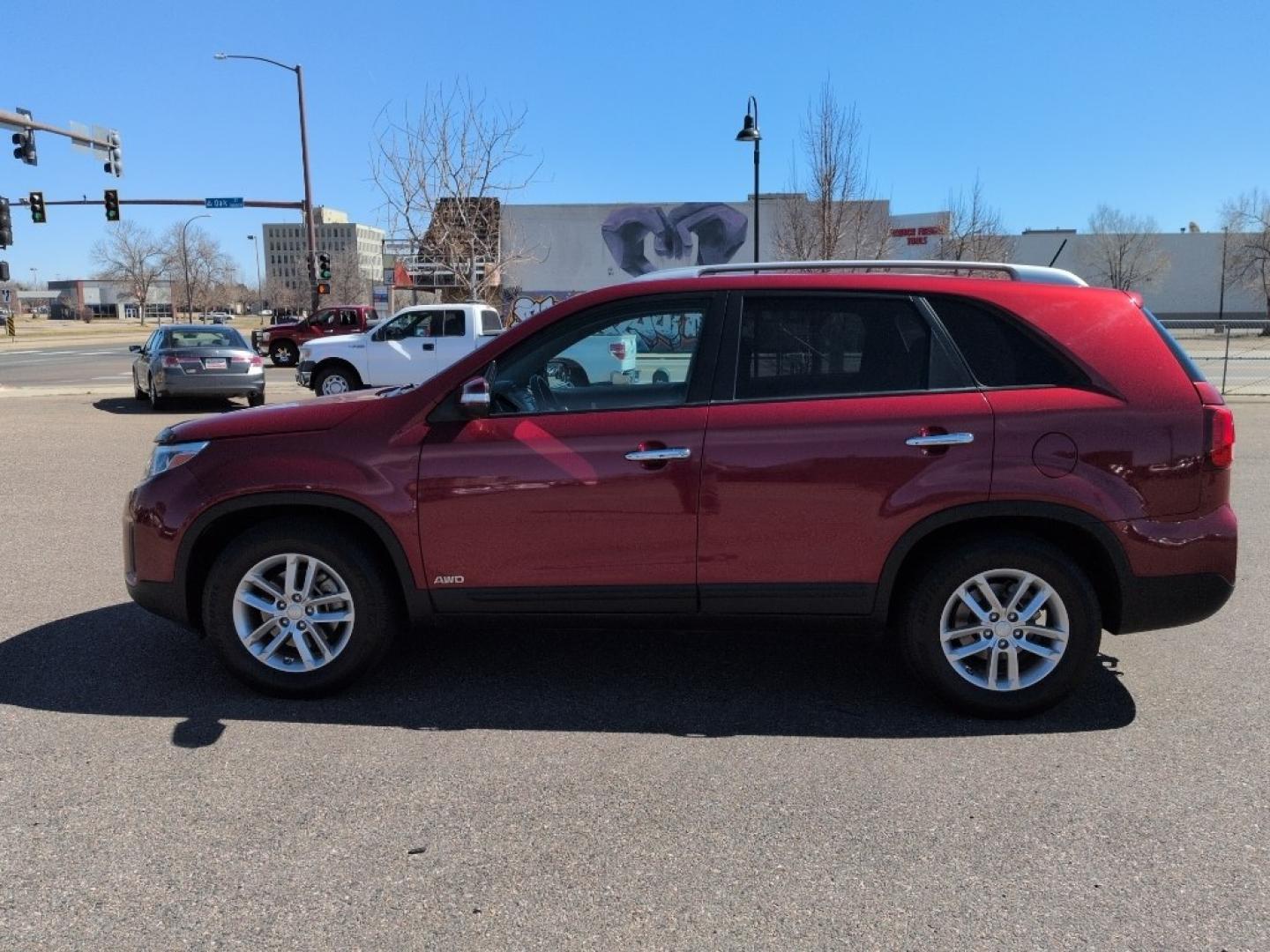2014 RED Kia Sorento LX V6 AWD (5XYKTDA7XEG) with an V6, 3.3L engine, Automatic transmission, located at 10890 W. Colfax Ave., Lakewood, CO, 80215, (303) 274-7692, 39.739914, -105.120132 - Photo#7
