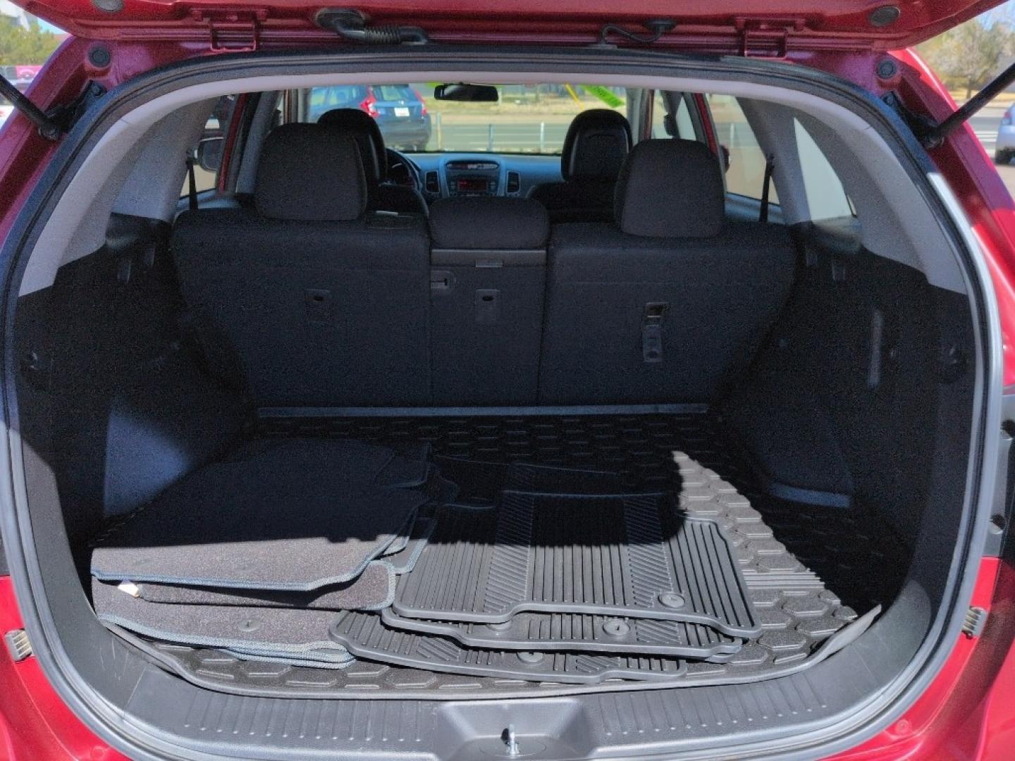 2014 RED Kia Sorento LX V6 AWD (5XYKTDA7XEG) with an V6, 3.3L engine, Automatic transmission, located at 10890 W. Colfax Ave., Lakewood, CO, 80215, (303) 274-7692, 39.739914, -105.120132 - Photo#21