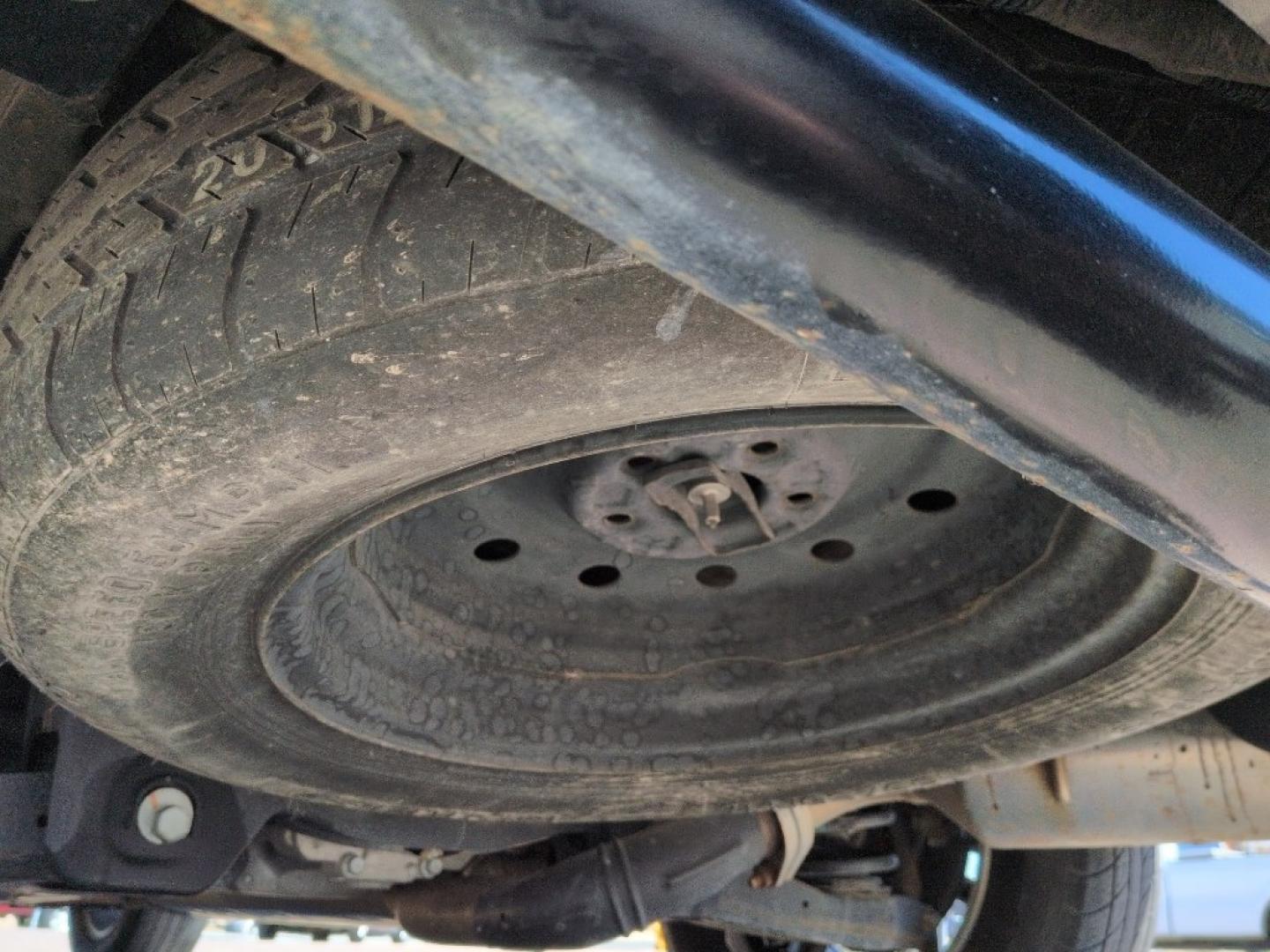 2014 RED Kia Sorento LX V6 AWD (5XYKTDA7XEG) with an V6, 3.3L engine, Automatic transmission, located at 10890 W. Colfax Ave., Lakewood, CO, 80215, (303) 274-7692, 39.739914, -105.120132 - Photo#23