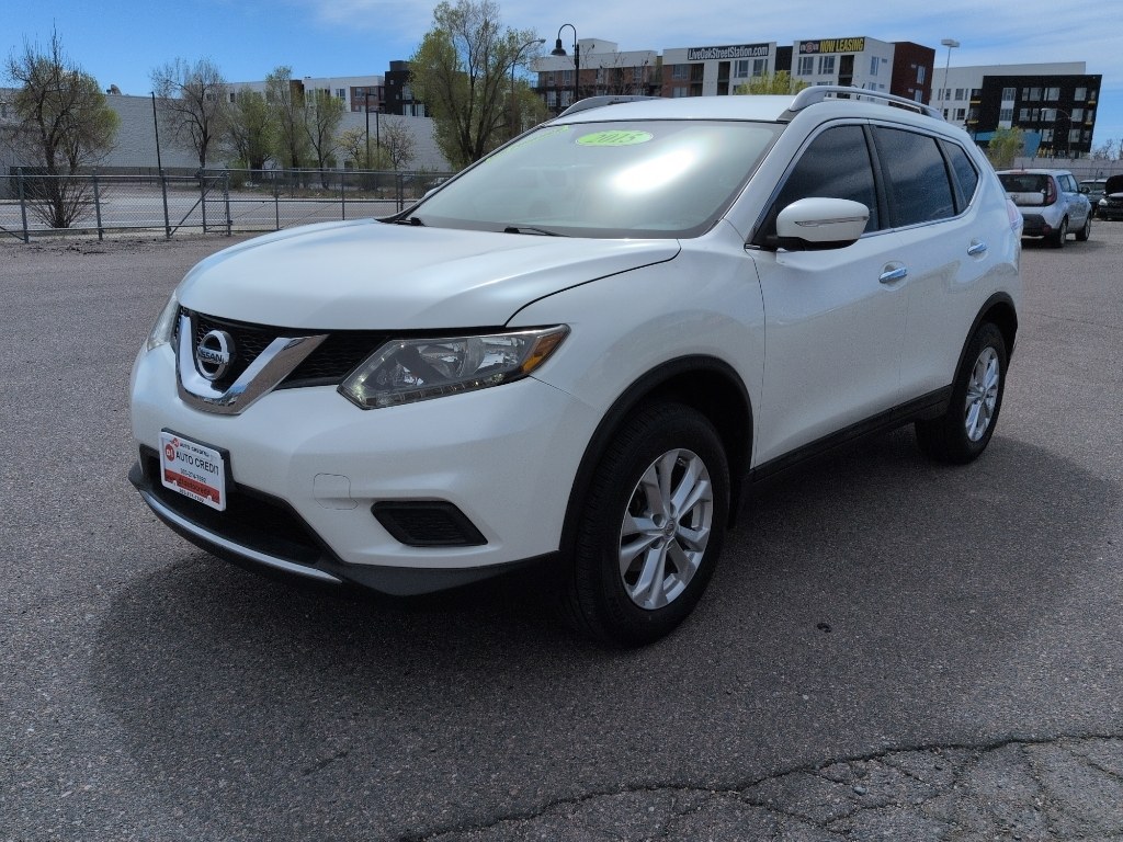 photo of 2015 Nissan Rogue S AWD