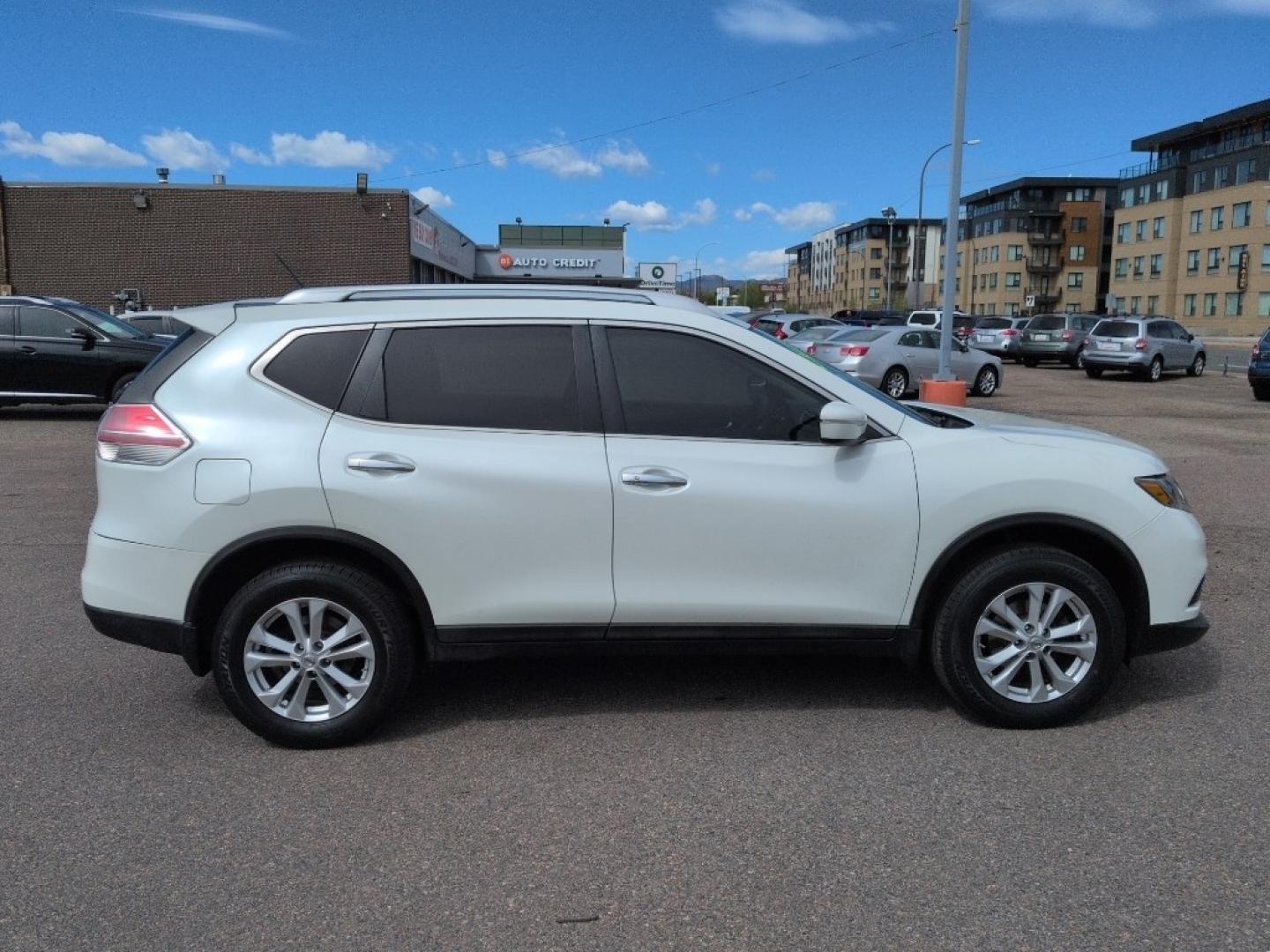 2015 WHITE Nissan Rogue S AWD (5N1AT2MV2FC) with an 4 Cyl, 2.5L engine, Automatic transmission, located at 10890 W. Colfax Ave., Lakewood, CO, 80215, (303) 274-7692, 39.739914, -105.120132 - Photo#3