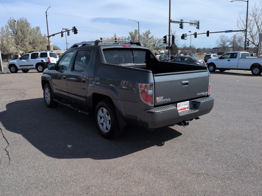 2007 GRAY Honda Ridgeline RTL (2HJYK16597H) with an V6, 3.5L engine, Automatic transmission, located at 10890 W. Colfax Ave., Lakewood, CO, 80215, (303) 274-7692, 39.739914, -105.120132 - Photo#6