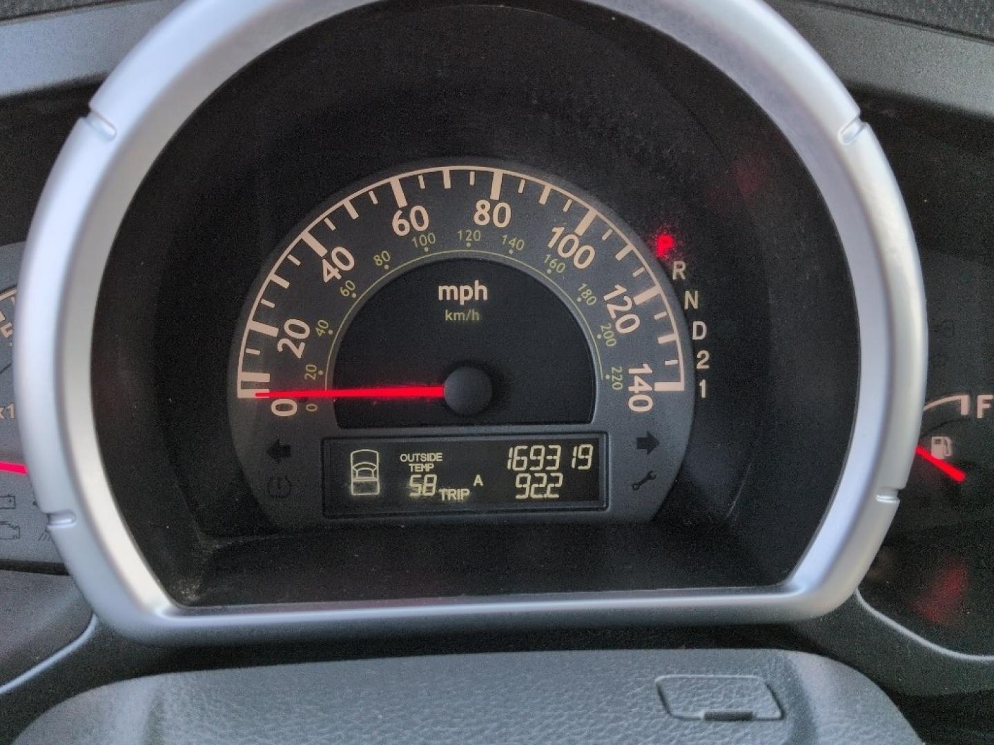 2007 GRAY Honda Ridgeline RTL (2HJYK16597H) with an V6, 3.5L engine, Automatic transmission, located at 10890 W. Colfax Ave., Lakewood, CO, 80215, (303) 274-7692, 39.739914, -105.120132 - Photo#11