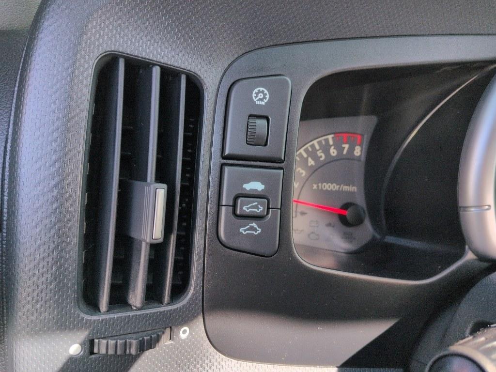 2007 GRAY Honda Ridgeline RTL (2HJYK16597H) with an V6, 3.5L engine, Automatic transmission, located at 10890 W. Colfax Ave., Lakewood, CO, 80215, (303) 274-7692, 39.739914, -105.120132 - Photo#16