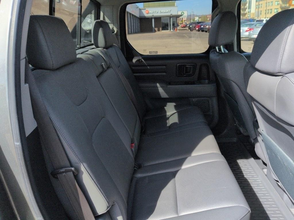 2007 GRAY Honda Ridgeline RTL (2HJYK16597H) with an V6, 3.5L engine, Automatic transmission, located at 10890 W. Colfax Ave., Lakewood, CO, 80215, (303) 274-7692, 39.739914, -105.120132 - Photo#23