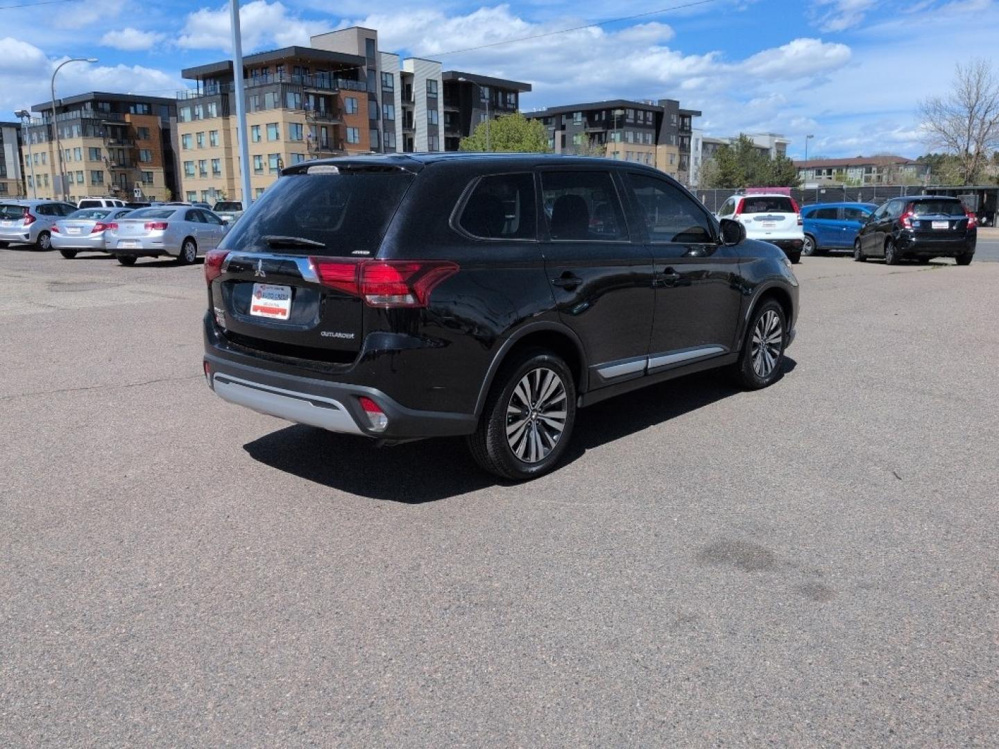 2019 BLACK Mitsubishi Outlander SEL AWD (JA4AZ3A30KZ) with an 4 Cyl, 2.4L engine, Automatic transmission, located at 10890 W. Colfax Ave., Lakewood, CO, 80215, (303) 274-7692, 39.739914, -105.120132- Photo#4