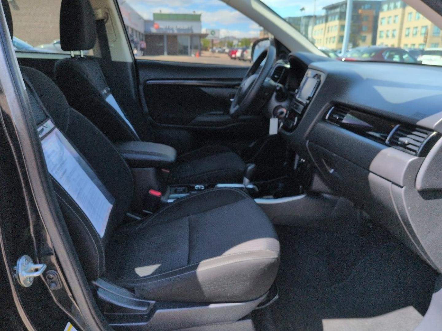 2019 BLACK Mitsubishi Outlander SEL AWD (JA4AZ3A30KZ) with an 4 Cyl, 2.4L engine, Automatic transmission, located at 10890 W. Colfax Ave., Lakewood, CO, 80215, (303) 274-7692, 39.739914, -105.120132- Photo#19