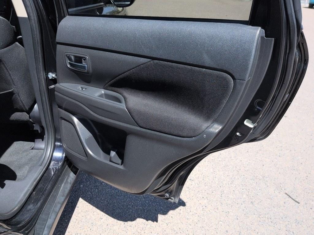 2019 BLACK Mitsubishi Outlander SEL AWD (JA4AZ3A30KZ) with an 4 Cyl, 2.4L engine, Automatic transmission, located at 10890 W. Colfax Ave., Lakewood, CO, 80215, (303) 274-7692, 39.739914, -105.120132 - Photo#20