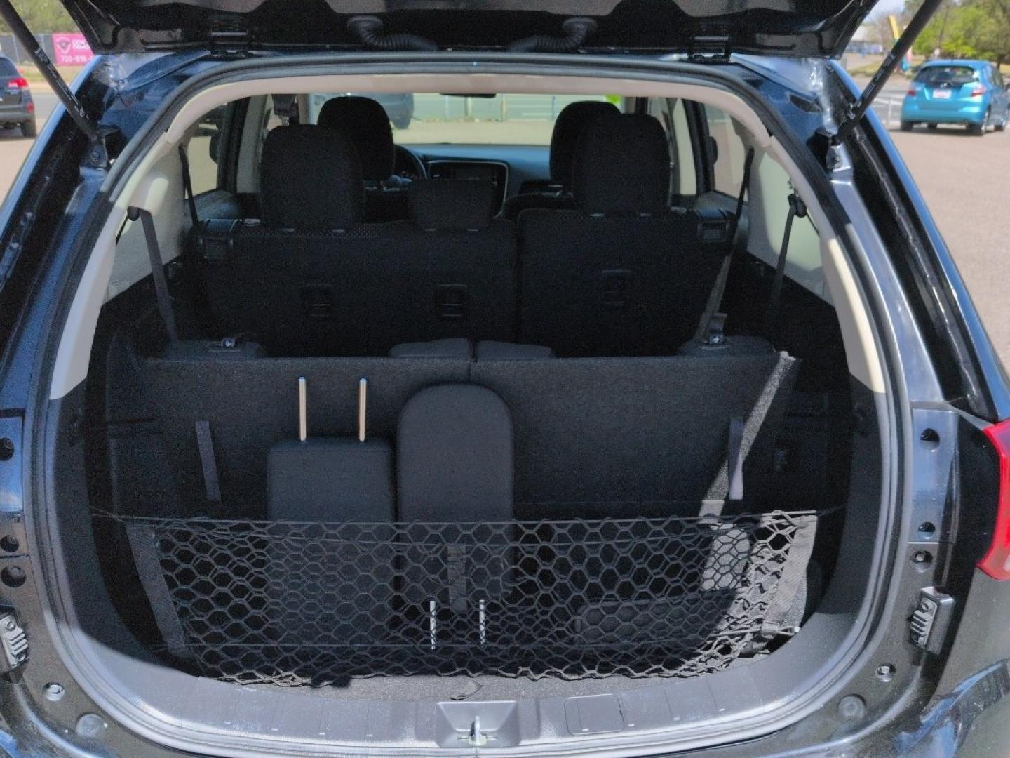 2019 BLACK Mitsubishi Outlander SEL AWD (JA4AZ3A30KZ) with an 4 Cyl, 2.4L engine, Automatic transmission, located at 10890 W. Colfax Ave., Lakewood, CO, 80215, (303) 274-7692, 39.739914, -105.120132- Photo#23