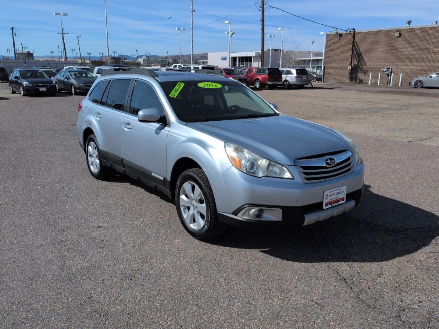 2012 SILVER Subaru Outback Limited (4S4BRBKCXC3) with an 4 Cyl, 2.5L engine, Automatic transmission, located at 10890 W. Colfax Ave., Lakewood, CO, 80215, (303) 274-7692, 39.739914, -105.120132- Photo#2