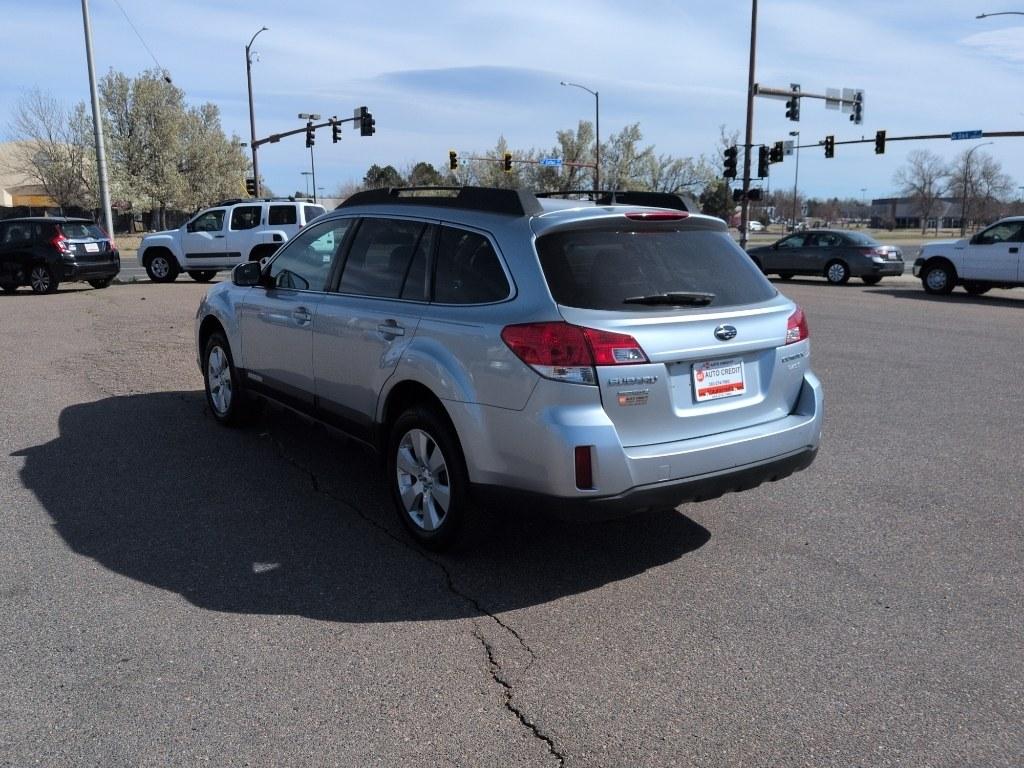 2012 SILVER Subaru Outback Limited (4S4BRBKCXC3) with an 4 Cyl, 2.5L engine, Automatic transmission, located at 10890 W. Colfax Ave., Lakewood, CO, 80215, (303) 274-7692, 39.739914, -105.120132 - Photo#6