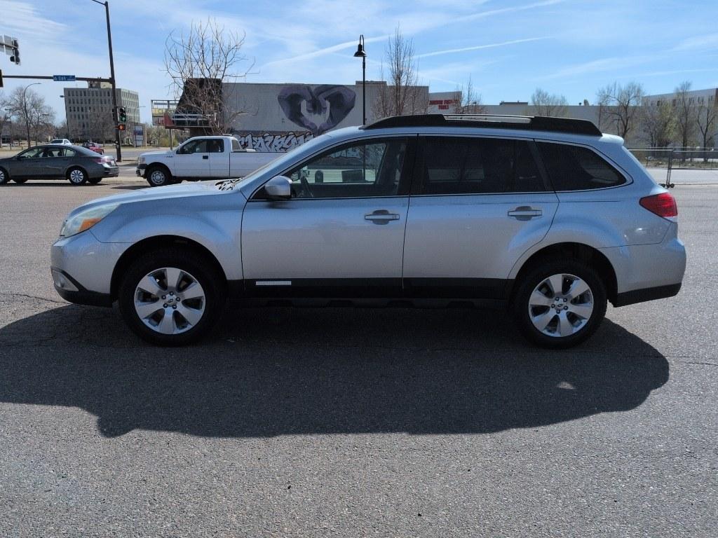 2012 SILVER Subaru Outback Limited (4S4BRBKCXC3) with an 4 Cyl, 2.5L engine, Automatic transmission, located at 10890 W. Colfax Ave., Lakewood, CO, 80215, (303) 274-7692, 39.739914, -105.120132 - Photo#7