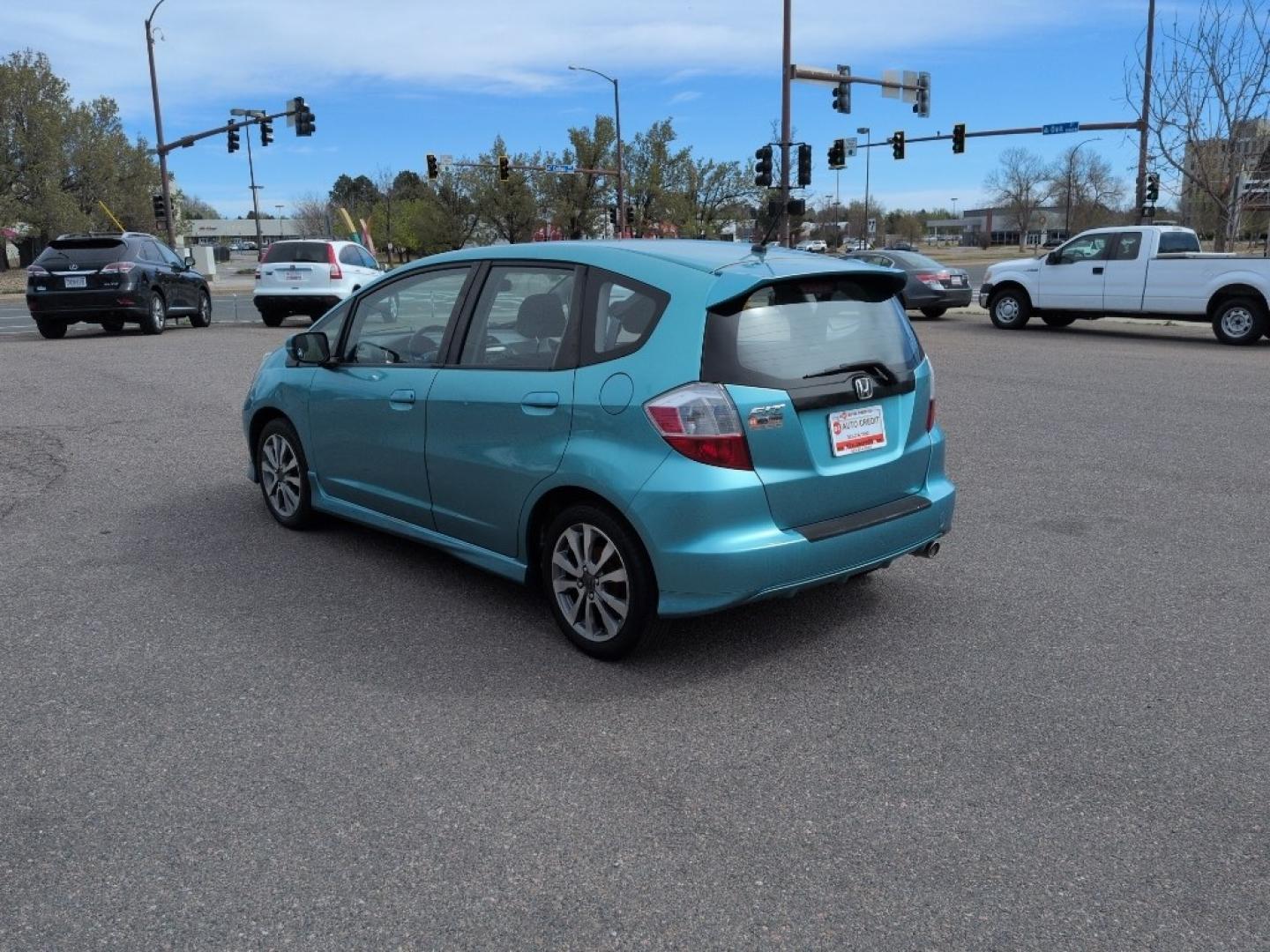 2013 TEAL Honda Fit Sport (JHMGE8H56DC) with an 4 Cyl, 1.5L engine, Automatic transmission, located at 10890 W. Colfax Ave., Lakewood, CO, 80215, (303) 274-7692, 39.739914, -105.120132 - Photo#6
