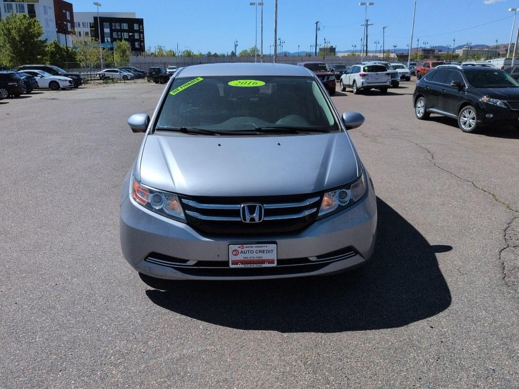 2016 GRAY Honda Odyssey SE (5FNRL5H32GB) with an V6, 3.5L engine, Automatic transmission, located at 10890 W. Colfax Ave., Lakewood, CO, 80215, (303) 274-7692, 39.739914, -105.120132 - Photo#1