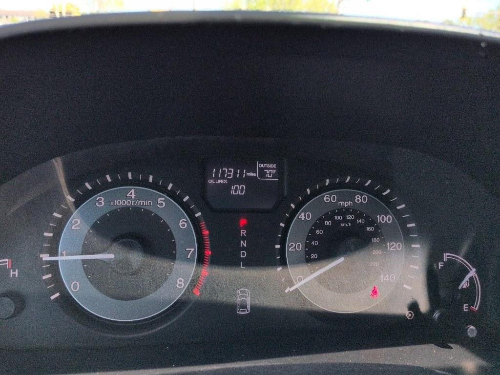 2016 GRAY Honda Odyssey SE (5FNRL5H32GB) with an V6, 3.5L engine, Automatic transmission, located at 10890 W. Colfax Ave., Lakewood, CO, 80215, (303) 274-7692, 39.739914, -105.120132 - Photo#11