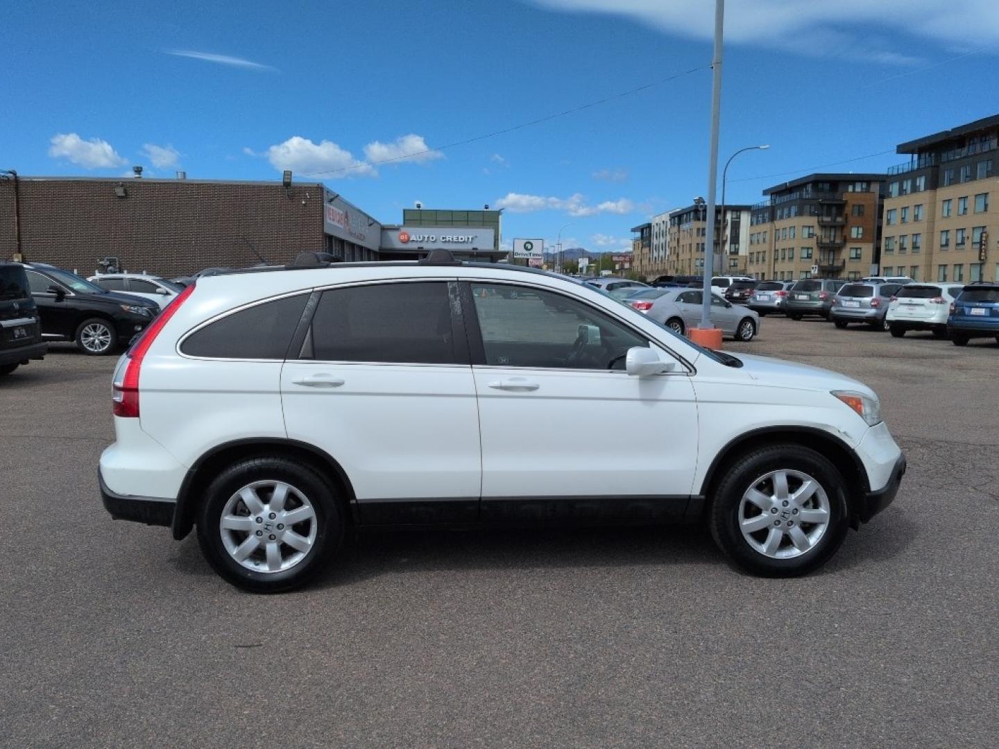 2008 WHITE Honda CR-V EX-L (5J6RE38748L) with an 4 Cyl, 2.4L engine, Automatic transmission, located at 10890 W. Colfax Ave., Lakewood, CO, 80215, (303) 274-7692, 39.739914, -105.120132 - Photo#3