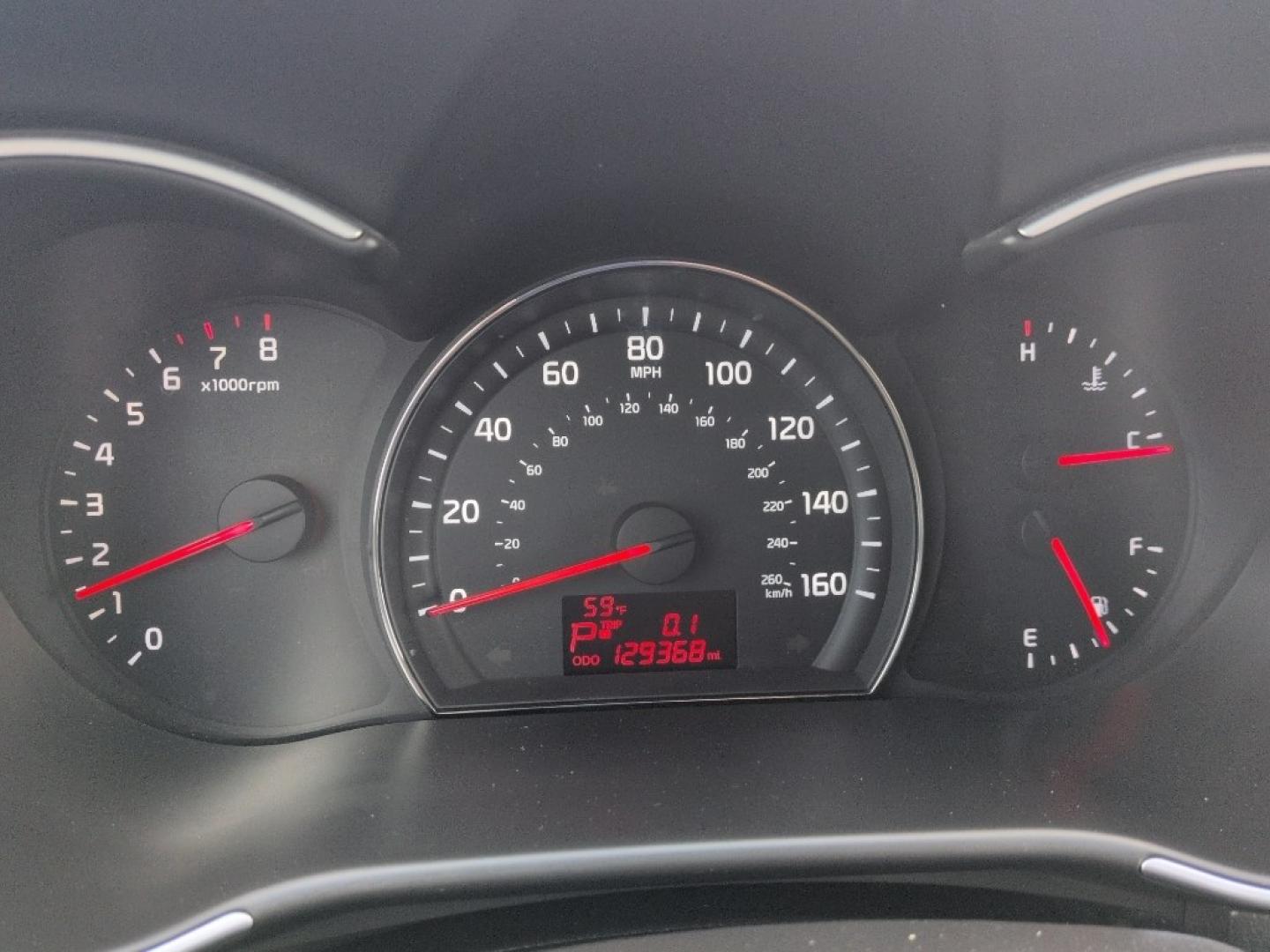 2014 RED Kia Sorento LX V6 AWD (5XYKTDA7XEG) with an V6, 3.3L engine, Automatic transmission, located at 10890 W. Colfax Ave., Lakewood, CO, 80215, (303) 274-7692, 39.739914, -105.120132 - Photo#9