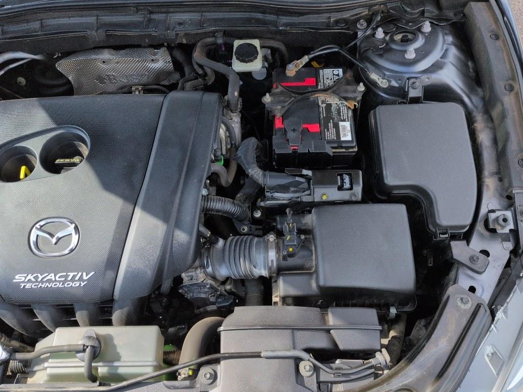 2016 GRAY Mazda Mazda3 i Grand Touring (3MZBM1N72GM) with an 4 Cyl, 2.0L engine, Automatic transmission, located at 10890 W. Colfax Ave., Lakewood, CO, 80215, (303) 274-7692, 39.739914, -105.120132 - Photo#25