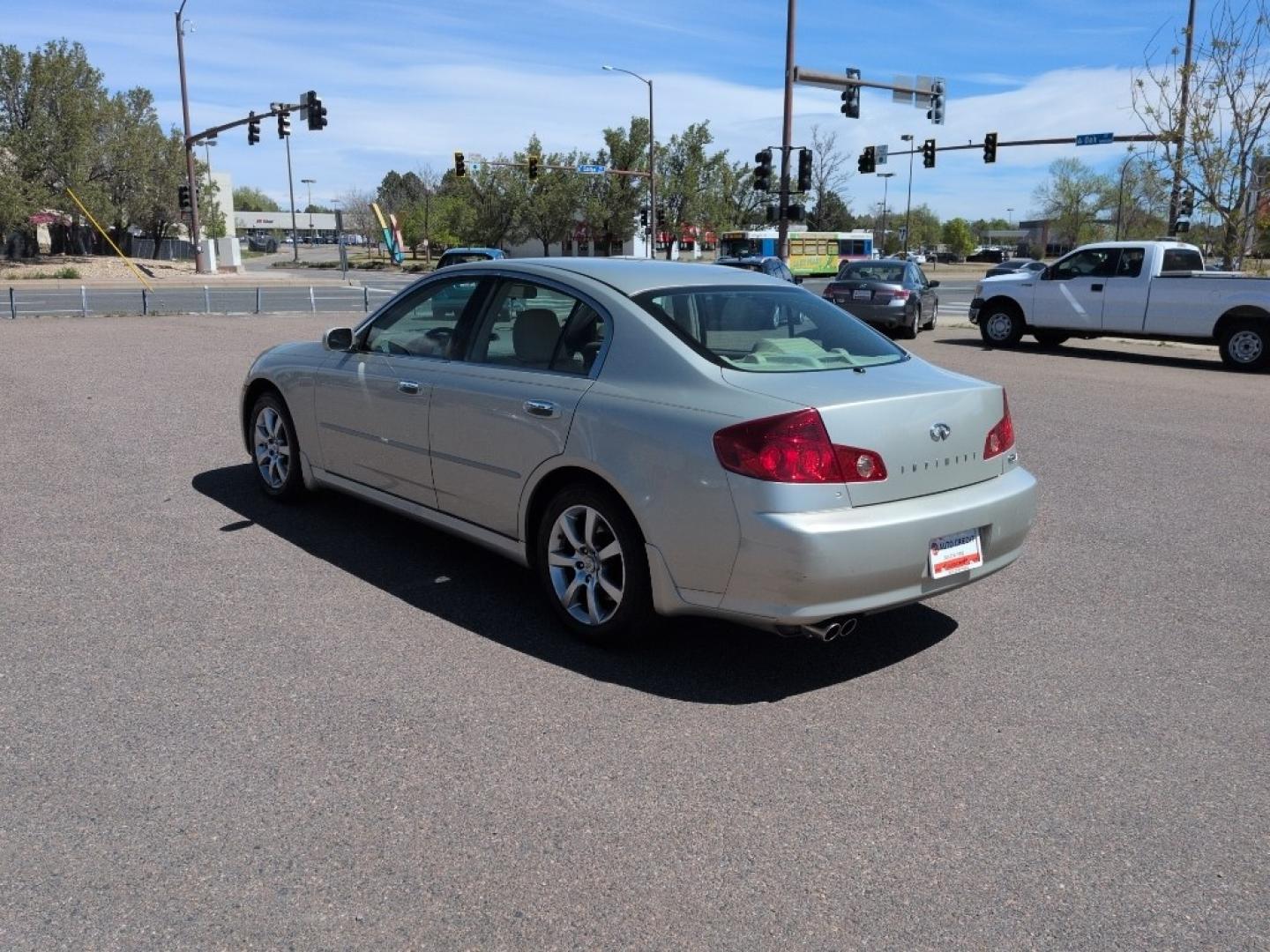 2006 GOLD INFINITI G35 Base (JNKCV51F26M) with an V6, 3.5L engine, Automatic transmission, located at 10890 W. Colfax Ave., Lakewood, CO, 80215, (303) 274-7692, 39.739914, -105.120132 - Photo#6