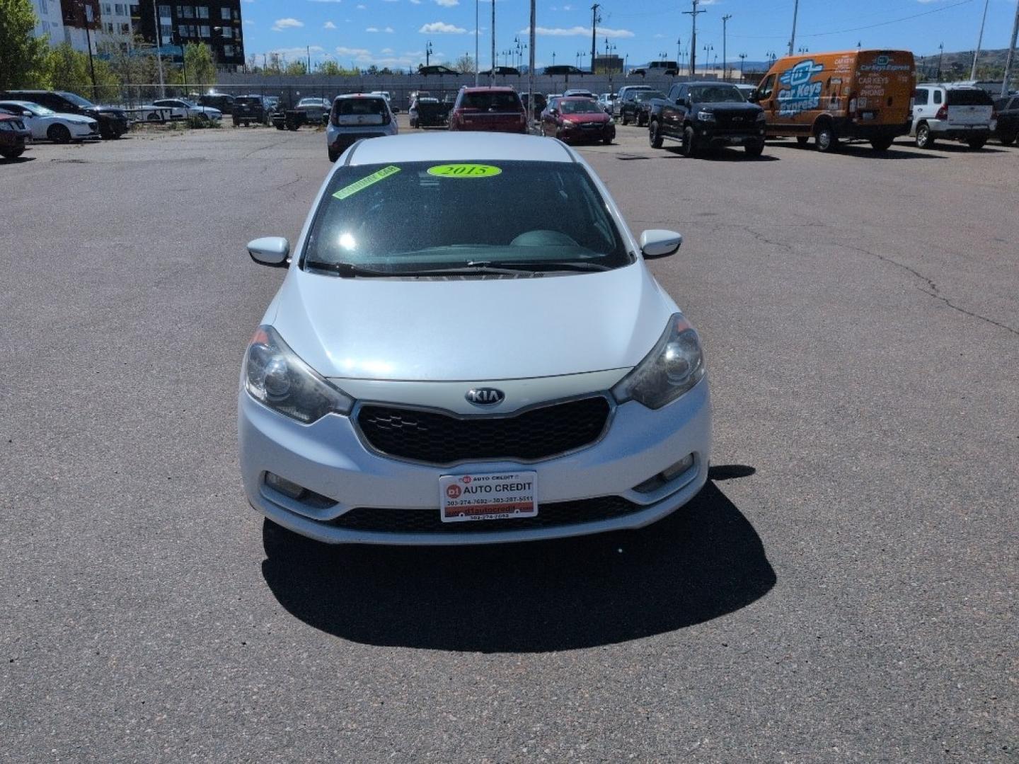2015 WHITE Kia Forte5 EX (KNAFX5A85F5) with an 4 Cyl, 2.0L engine, Automatic transmission, located at 10890 W. Colfax Ave., Lakewood, CO, 80215, (303) 274-7692, 39.739914, -105.120132 - Photo#1