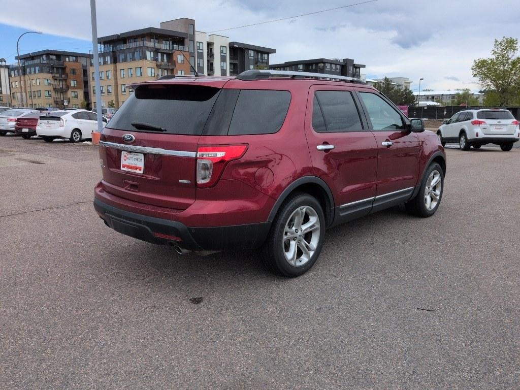 2014 RED Ford Explorer Limited (1FM5K8F8XEG) with an V6, 3.5L engine, Automatic transmission, located at 10890 W. Colfax Ave., Lakewood, CO, 80215, (303) 274-7692, 39.739914, -105.120132 - Photo#4