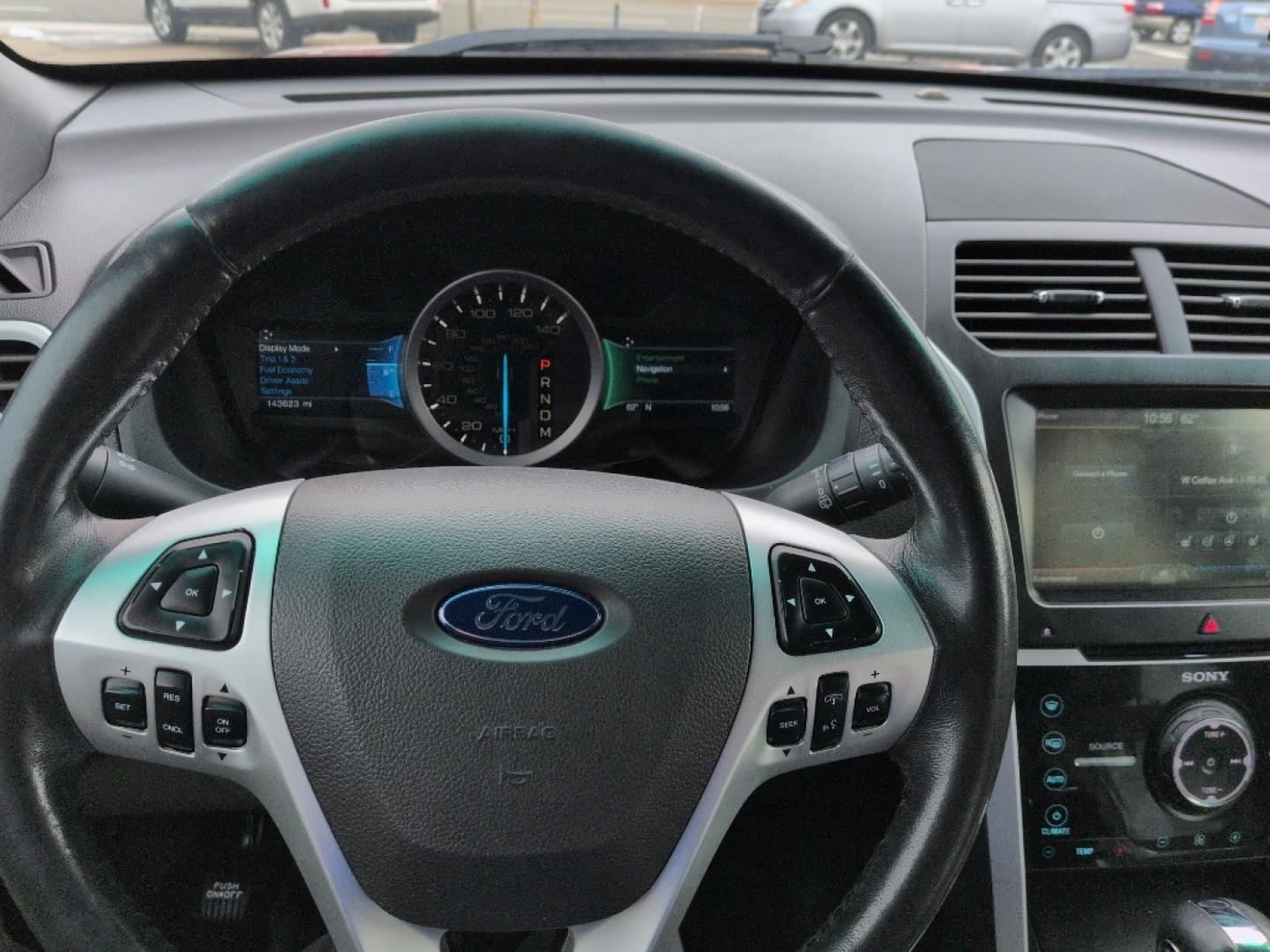 2014 RED Ford Explorer Limited (1FM5K8F8XEG) with an V6, 3.5L engine, Automatic transmission, located at 10890 W. Colfax Ave., Lakewood, CO, 80215, (303) 274-7692, 39.739914, -105.120132- Photo#10