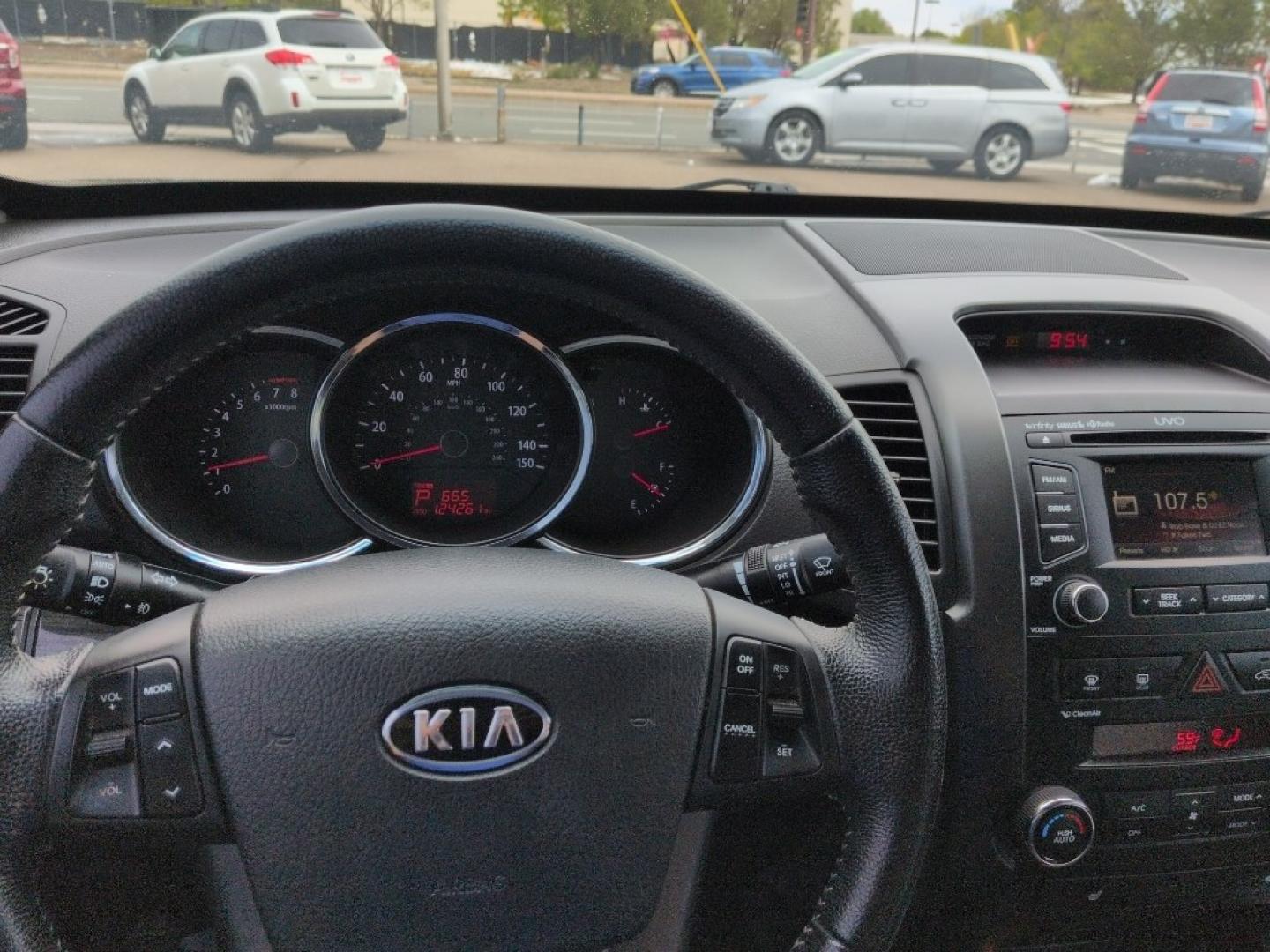 2012 SILVER Kia Sorento EX V6 4WD (5XYKUDA29CG) with an V6, 3.5L engine, Automatic transmission, located at 10890 W. Colfax Ave., Lakewood, CO, 80215, (303) 274-7692, 39.739914, -105.120132 - Photo#10