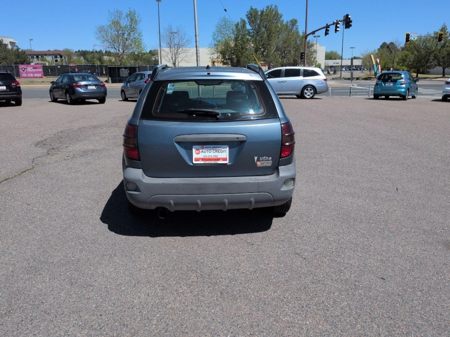 2008 GRAY Pontiac Vibe Base (5Y2SL65818Z) with an 4 Cyl, 1.8L engine, Automatic transmission, located at 10890 W. Colfax Ave., Lakewood, CO, 80215, (303) 274-7692, 39.739914, -105.120132 - Photo#5