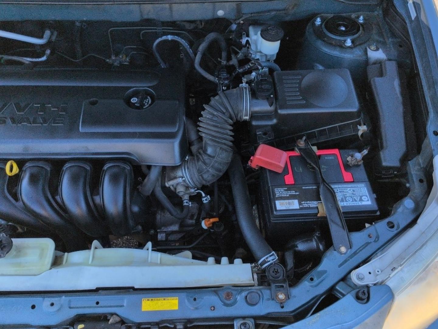 2008 GRAY Pontiac Vibe Base (5Y2SL65818Z) with an 4 Cyl, 1.8L engine, Automatic transmission, located at 10890 W. Colfax Ave., Lakewood, CO, 80215, (303) 274-7692, 39.739914, -105.120132 - Photo#24