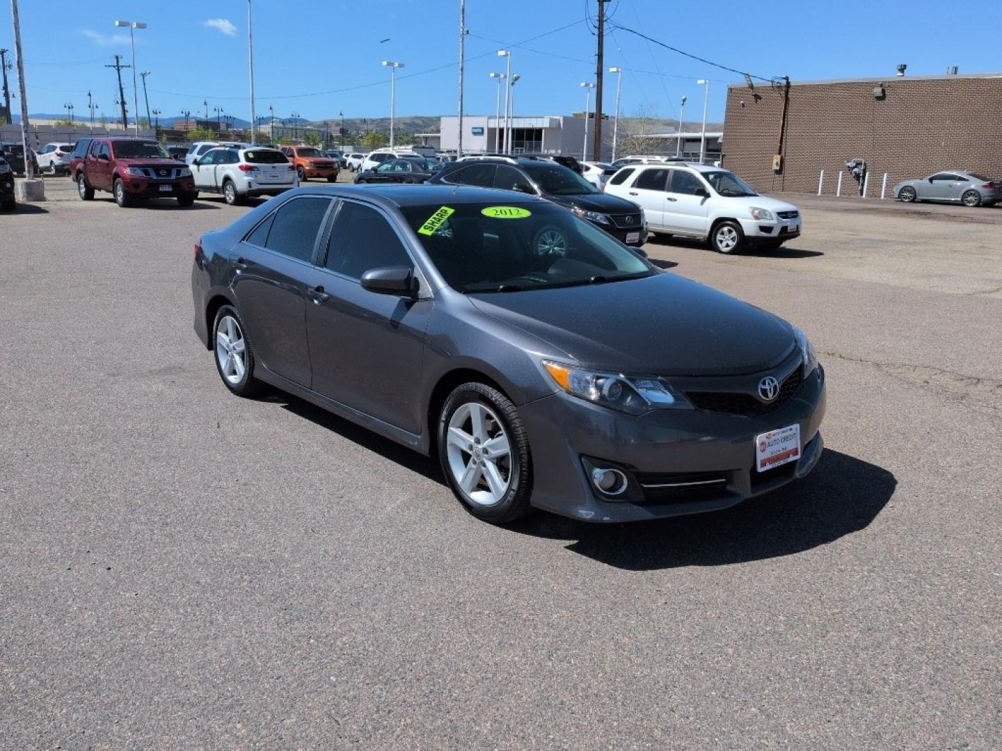 2012 GRAY Toyota Camry SE (4T1BF1FK0CU) with an 4 Cyl, 2.5L engine, Automatic transmission, located at 10890 W. Colfax Ave., Lakewood, CO, 80215, (303) 274-7692, 39.739914, -105.120132 - Photo#2