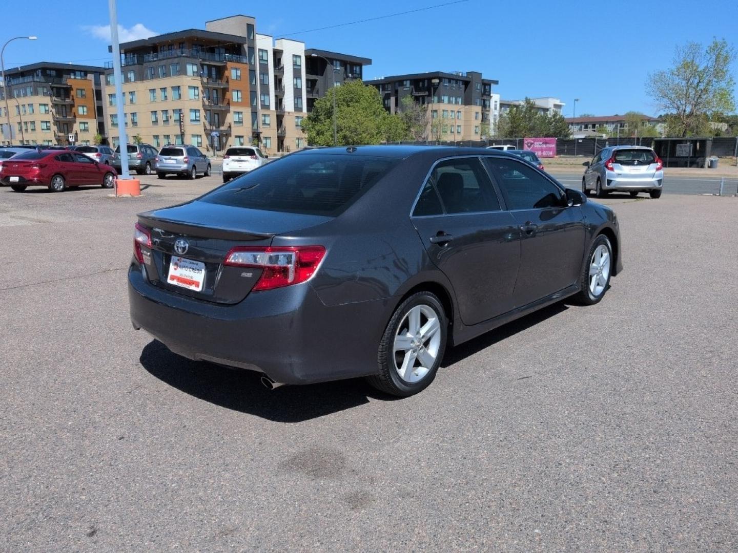 2012 GRAY Toyota Camry SE (4T1BF1FK0CU) with an 4 Cyl, 2.5L engine, Automatic transmission, located at 10890 W. Colfax Ave., Lakewood, CO, 80215, (303) 274-7692, 39.739914, -105.120132 - Photo#4