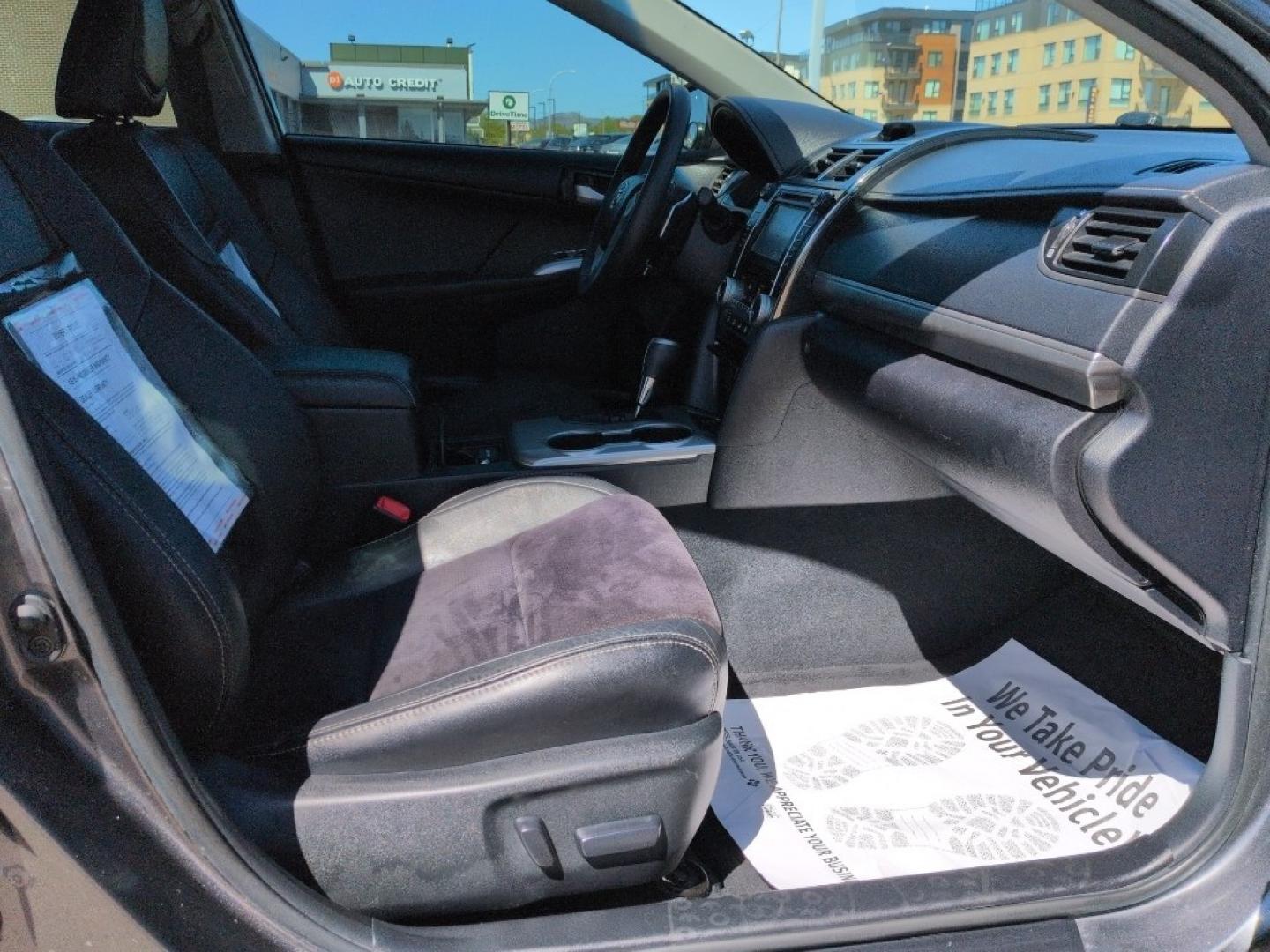 2012 GRAY Toyota Camry SE (4T1BF1FK0CU) with an 4 Cyl, 2.5L engine, Automatic transmission, located at 10890 W. Colfax Ave., Lakewood, CO, 80215, (303) 274-7692, 39.739914, -105.120132 - Photo#19