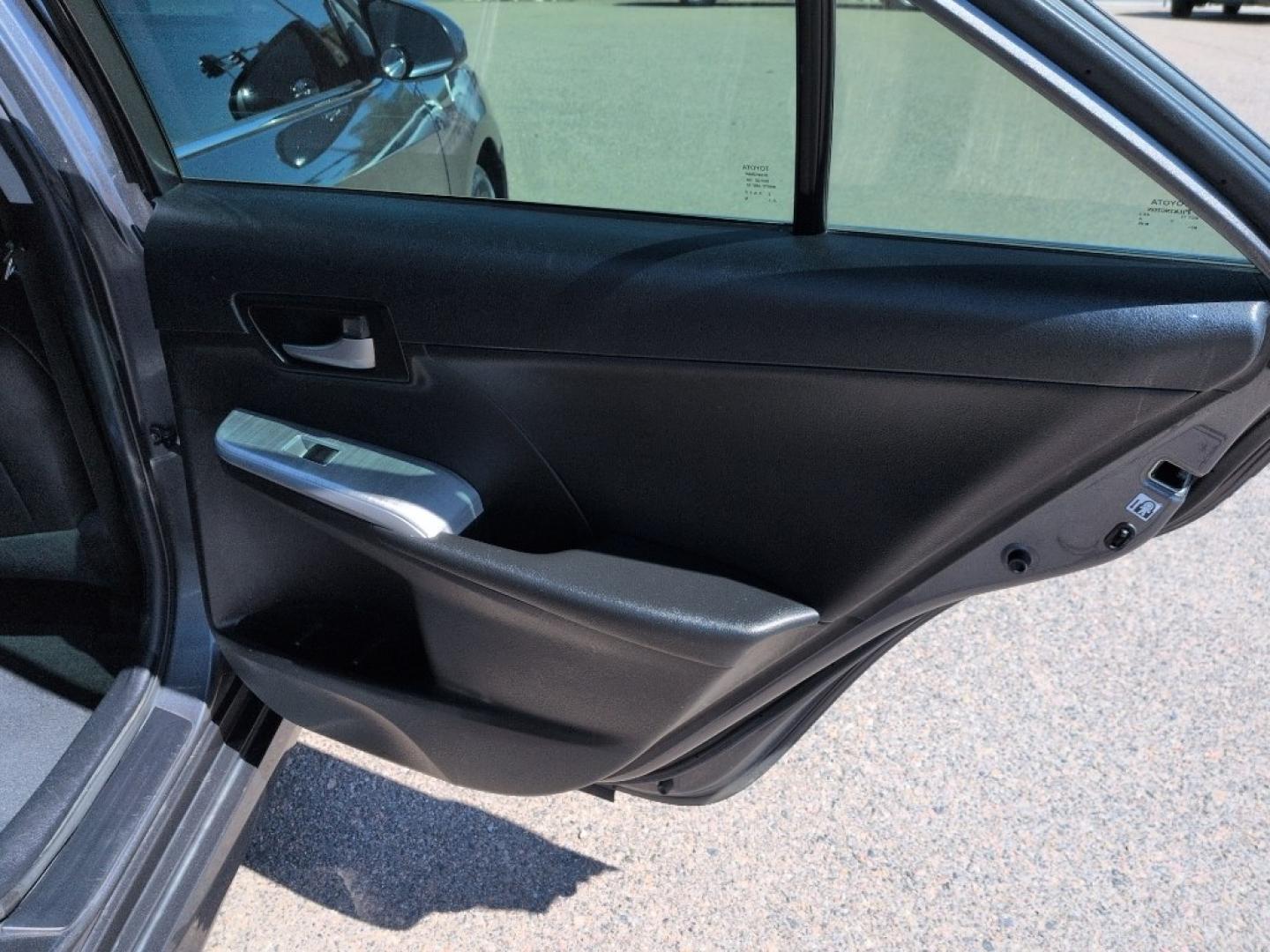 2012 GRAY Toyota Camry SE (4T1BF1FK0CU) with an 4 Cyl, 2.5L engine, Automatic transmission, located at 10890 W. Colfax Ave., Lakewood, CO, 80215, (303) 274-7692, 39.739914, -105.120132 - Photo#20