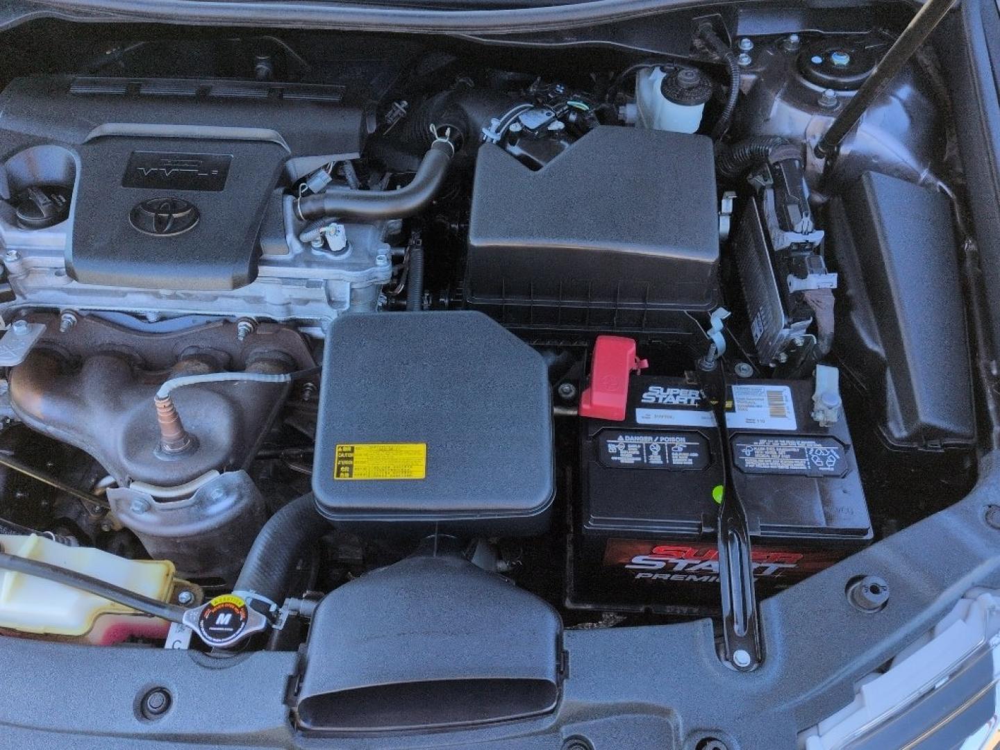 2012 GRAY Toyota Camry SE (4T1BF1FK0CU) with an 4 Cyl, 2.5L engine, Automatic transmission, located at 10890 W. Colfax Ave., Lakewood, CO, 80215, (303) 274-7692, 39.739914, -105.120132 - Photo#26
