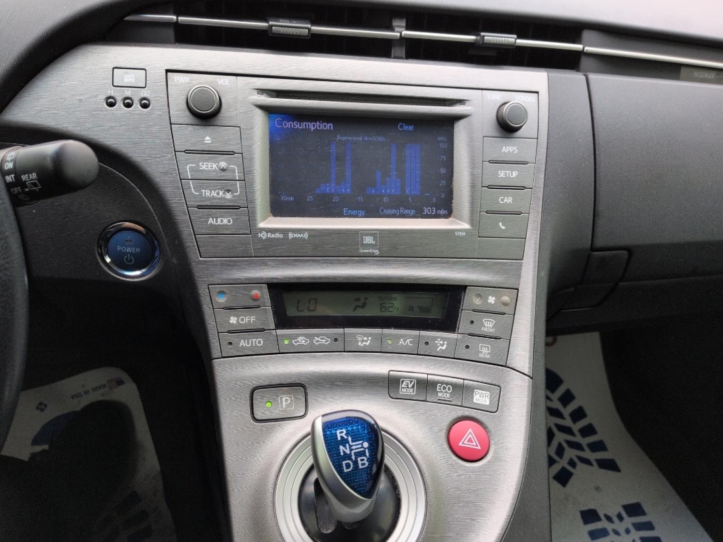 2013 WHITE /ACTUAL Toyota Prius PRIUS III (JTDKN3DUXD5) with an 4 Cyl, 1.8L engine, Automatic transmission, located at 10890 W. Colfax Ave., Lakewood, CO, 80215, (303) 274-7692, 39.739914, -105.120132- Photo#12