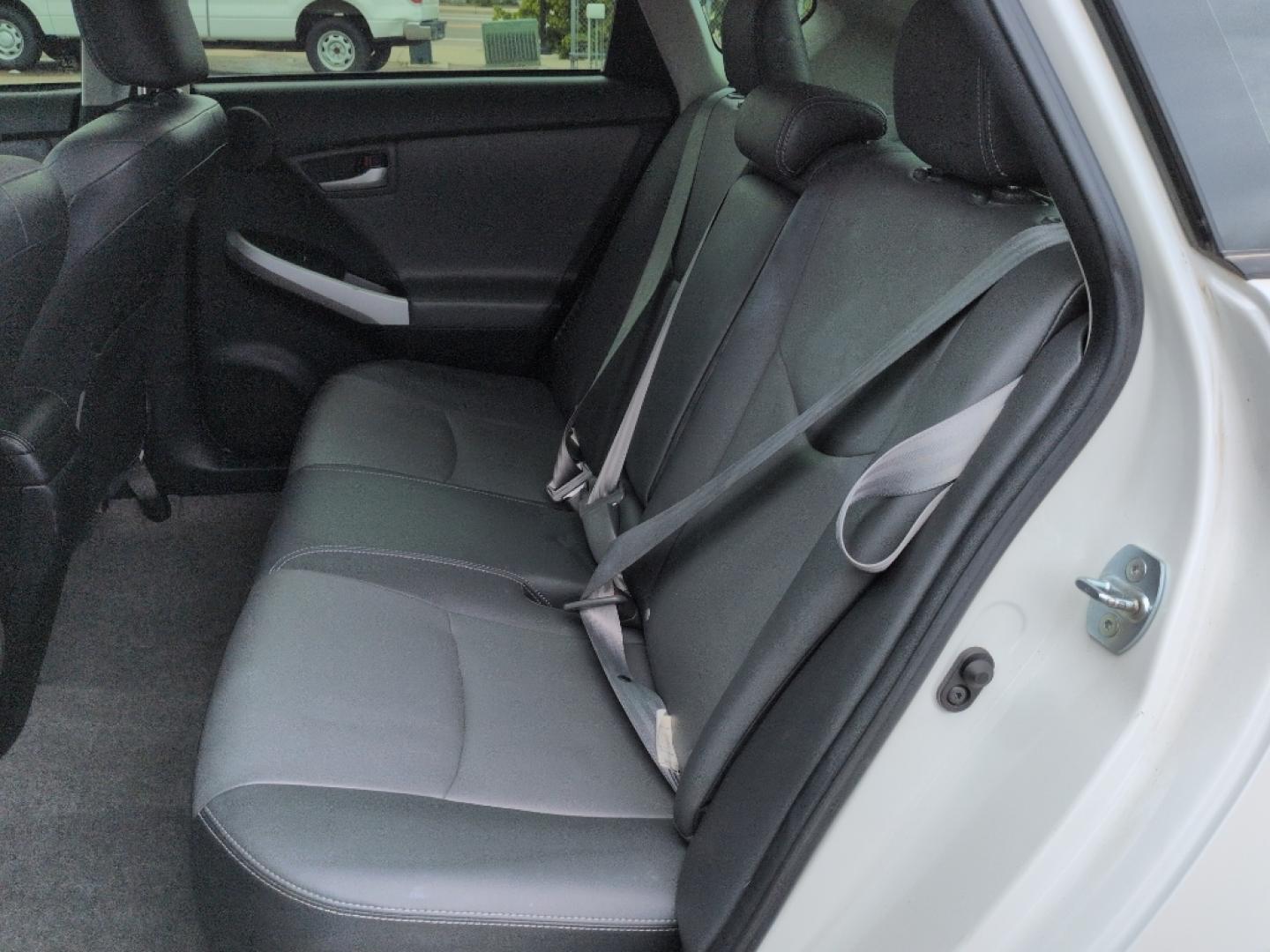 2013 WHITE /ACTUAL Toyota Prius PRIUS III (JTDKN3DUXD5) with an 4 Cyl, 1.8L engine, Automatic transmission, located at 10890 W. Colfax Ave., Lakewood, CO, 80215, (303) 274-7692, 39.739914, -105.120132- Photo#14