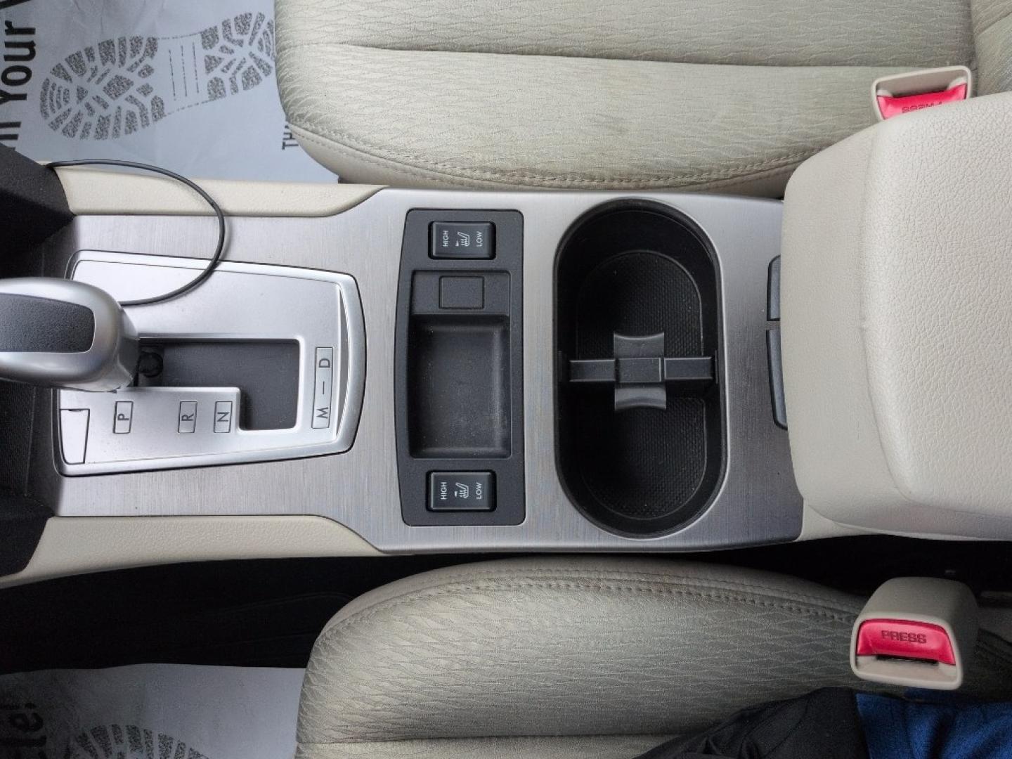 2011 WHITE Subaru Outback 2.5i Premium (4S4BRBGC6B3) with an 4 Cyl, 2.5L engine, Automatic transmission, located at 10890 W. Colfax Ave., Lakewood, CO, 80215, (303) 274-7692, 39.739914, -105.120132- Photo#13