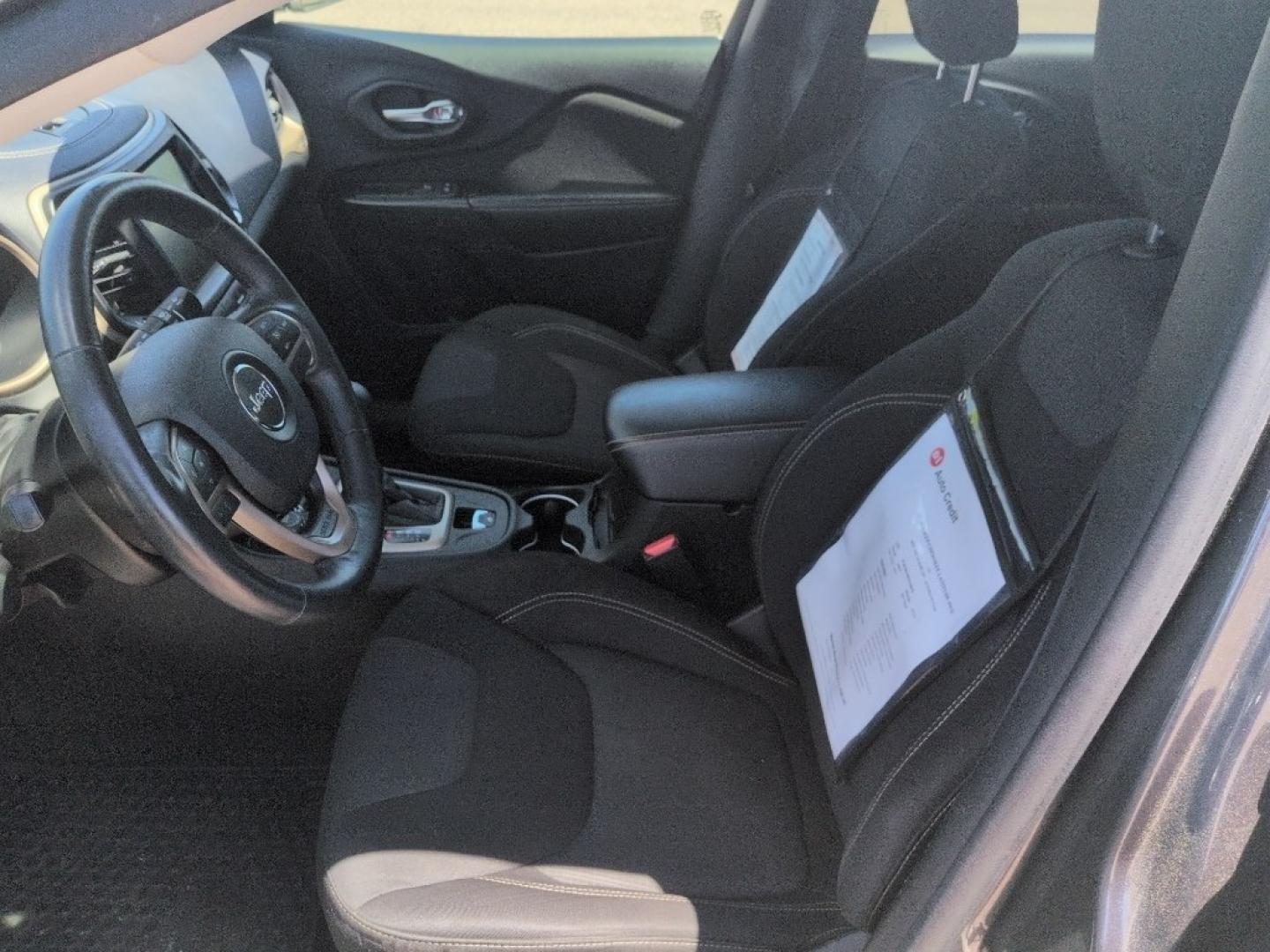 2015 GRAY Jeep Cherokee Latitude (1C4PJMCS8FW) with an V6, 3.2L engine, Automatic transmission, located at 10890 W. Colfax Ave., Lakewood, CO, 80215, (303) 274-7692, 39.739914, -105.120132- Photo#9