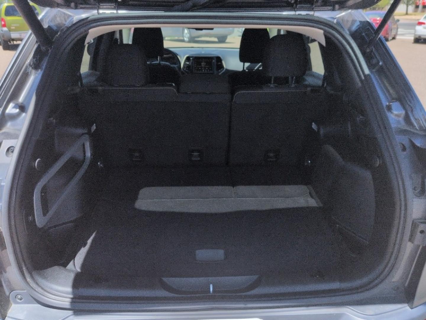 2015 GRAY Jeep Cherokee Latitude (1C4PJMCS8FW) with an V6, 3.2L engine, Automatic transmission, located at 10890 W. Colfax Ave., Lakewood, CO, 80215, (303) 274-7692, 39.739914, -105.120132- Photo#22