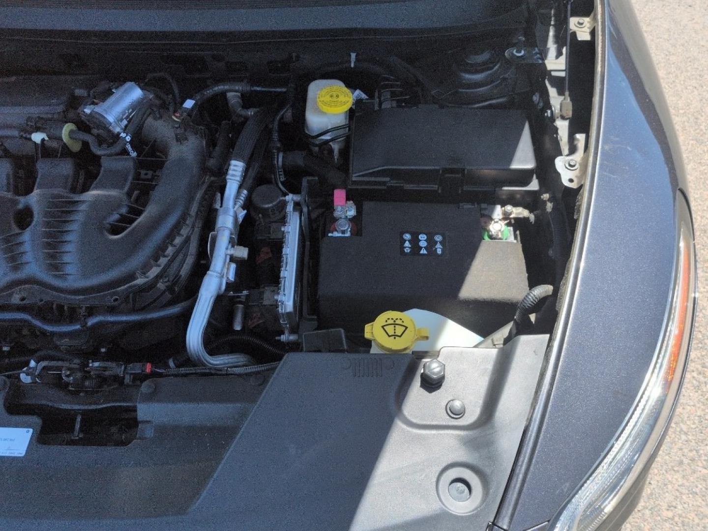 2015 GRAY Jeep Cherokee Latitude (1C4PJMCS8FW) with an V6, 3.2L engine, Automatic transmission, located at 10890 W. Colfax Ave., Lakewood, CO, 80215, (303) 274-7692, 39.739914, -105.120132- Photo#25