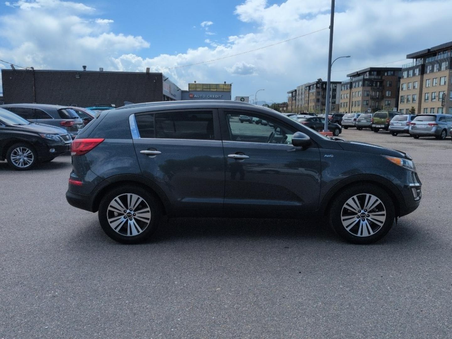 2016 BLUE Kia Sportage EX AWD (KNDPCCAC6G7) with an 4 Cyl, 2.4L engine, Automatic transmission, located at 10890 W. Colfax Ave., Lakewood, CO, 80215, (303) 274-7692, 39.739914, -105.120132- Photo#3