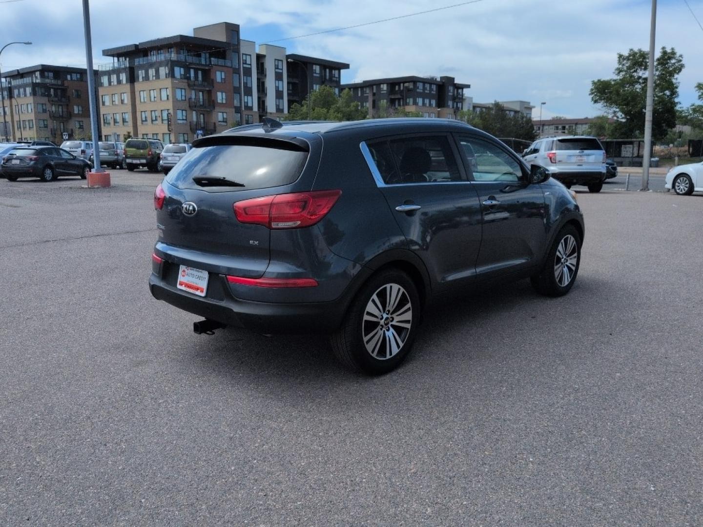 2016 BLUE Kia Sportage EX AWD (KNDPCCAC6G7) with an 4 Cyl, 2.4L engine, Automatic transmission, located at 10890 W. Colfax Ave., Lakewood, CO, 80215, (303) 274-7692, 39.739914, -105.120132- Photo#4